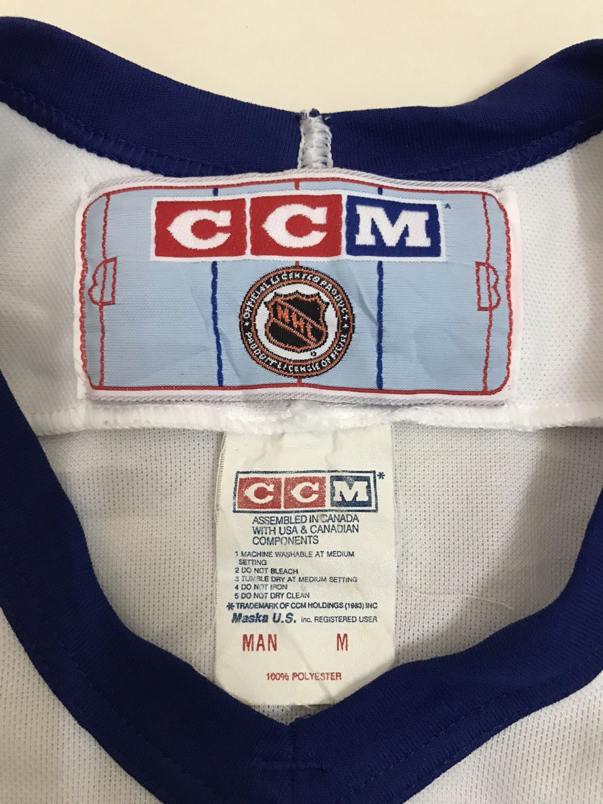 Ccm Rare Ccm 90s Toronto Maple leafs NHL jersey Size Medium Size US M / EU 48-50 / 2 - 7 Thumbnail