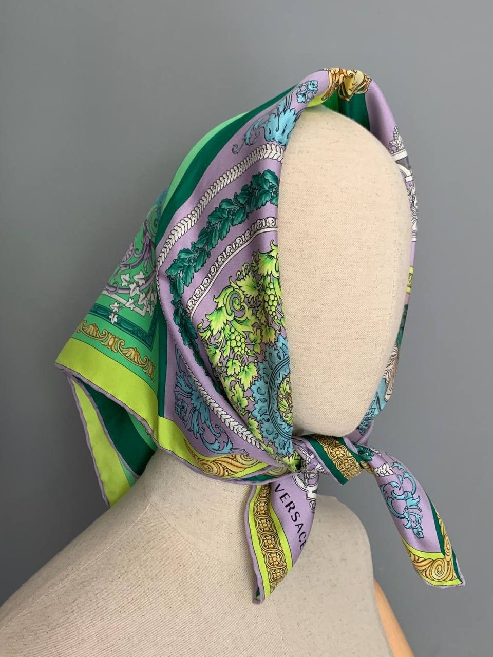Versace Versace Silk Scarf Medusa logo Abstract New Size ONE SIZE - 10 Thumbnail
