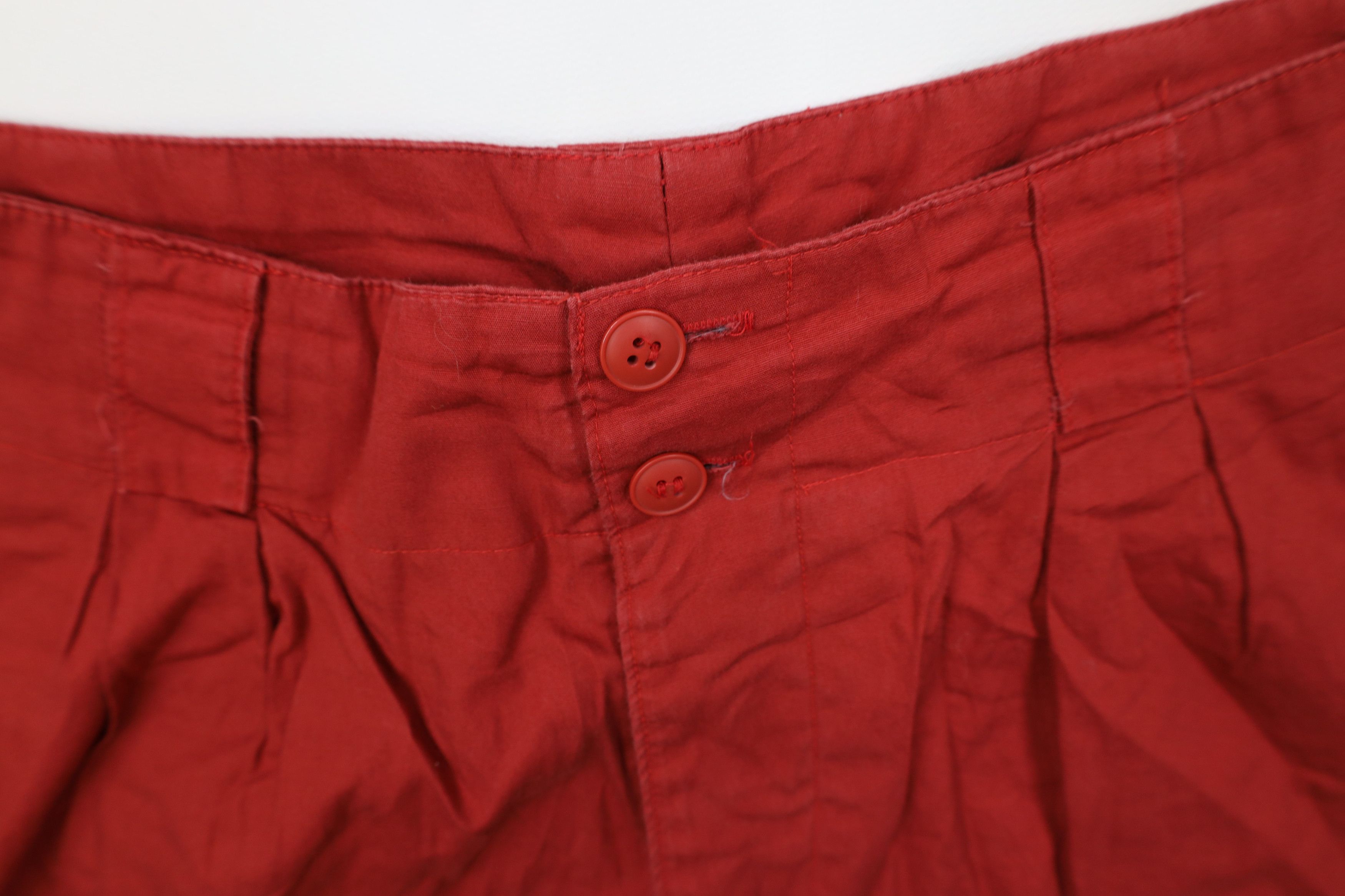 Calvin Klein Vintage 80s 90s Calvin Klein Fly Pleated Shorts Red Japan Size 28" / US 6 / IT 42 - 6 Thumbnail