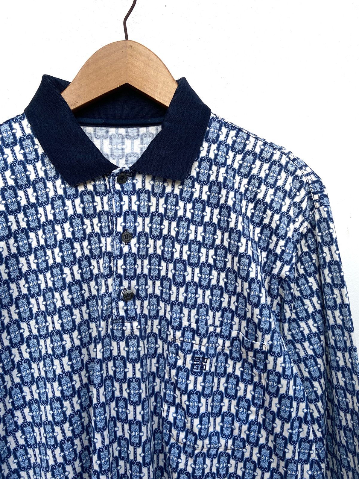 Givenchy 🔥 Vintage 90s Vintage Givenchy monogram polo long sleeve Size US M / EU 48-50 / 2 - 1 Thumbnail