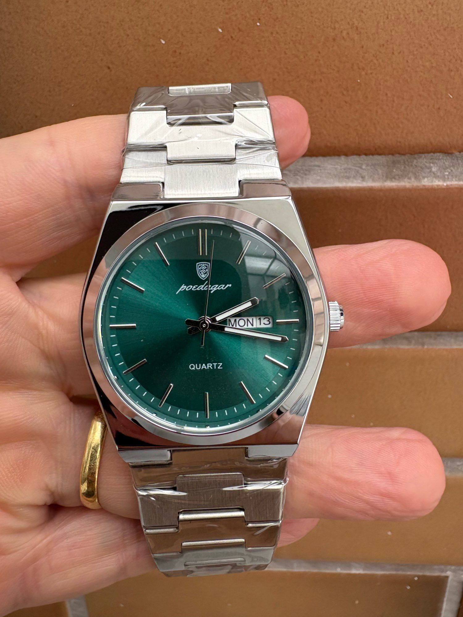 Vintage Luxury Sport Quartz Waterproof Watch Size ONE SIZE - 1 Thumbnail