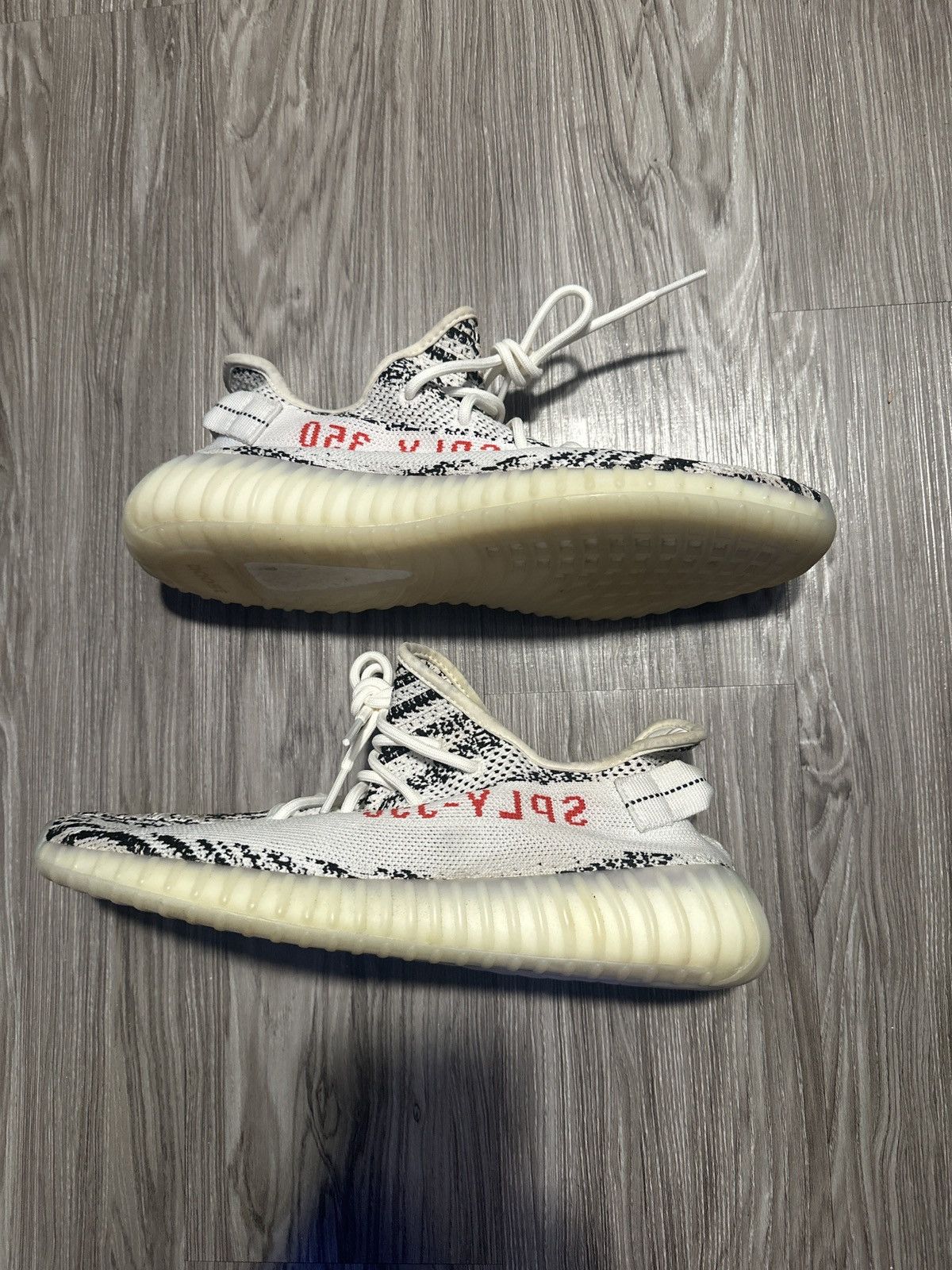 Yeezy Adidas Boost 350 V2 Zebra