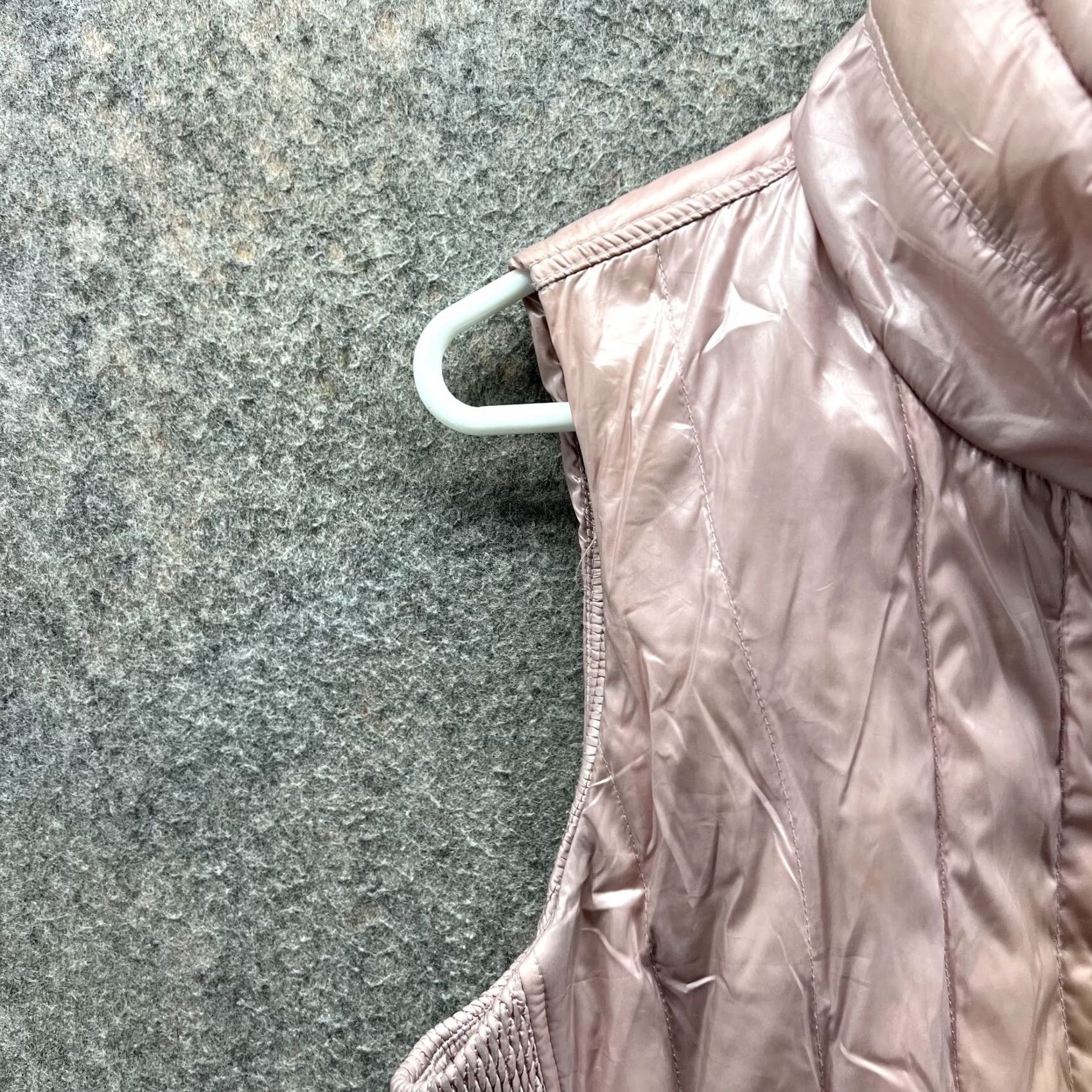 Calvin Klein Calvin Klein Vest Women Medium Pink Full Zip Puffer Down Jacket Slim Regular Down Fill/Vest Style Size M / US 6-8 / IT 42-44 - 7 Thumbnail
