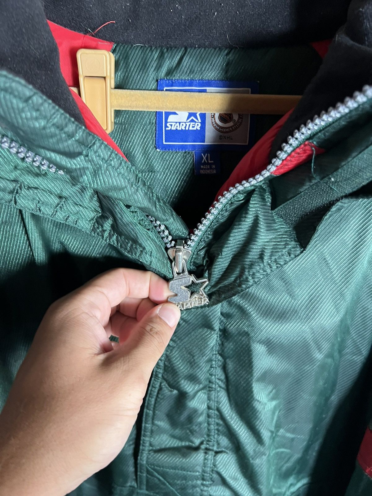 Starter × Vintage Vintage Minnesota Wild Starter Jacket Size US XL / EU 56 / 4 - 9 Thumbnail