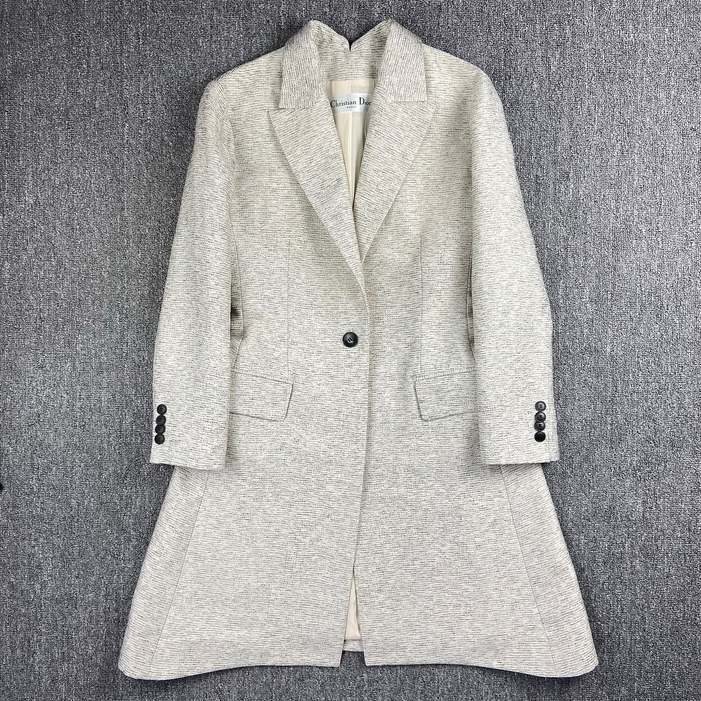 Dior Christian Dior Silk Wool Blend Single Breasted Coat Size 42 Size M / US 6-8 / IT 42-44 - 1 Thumbnail