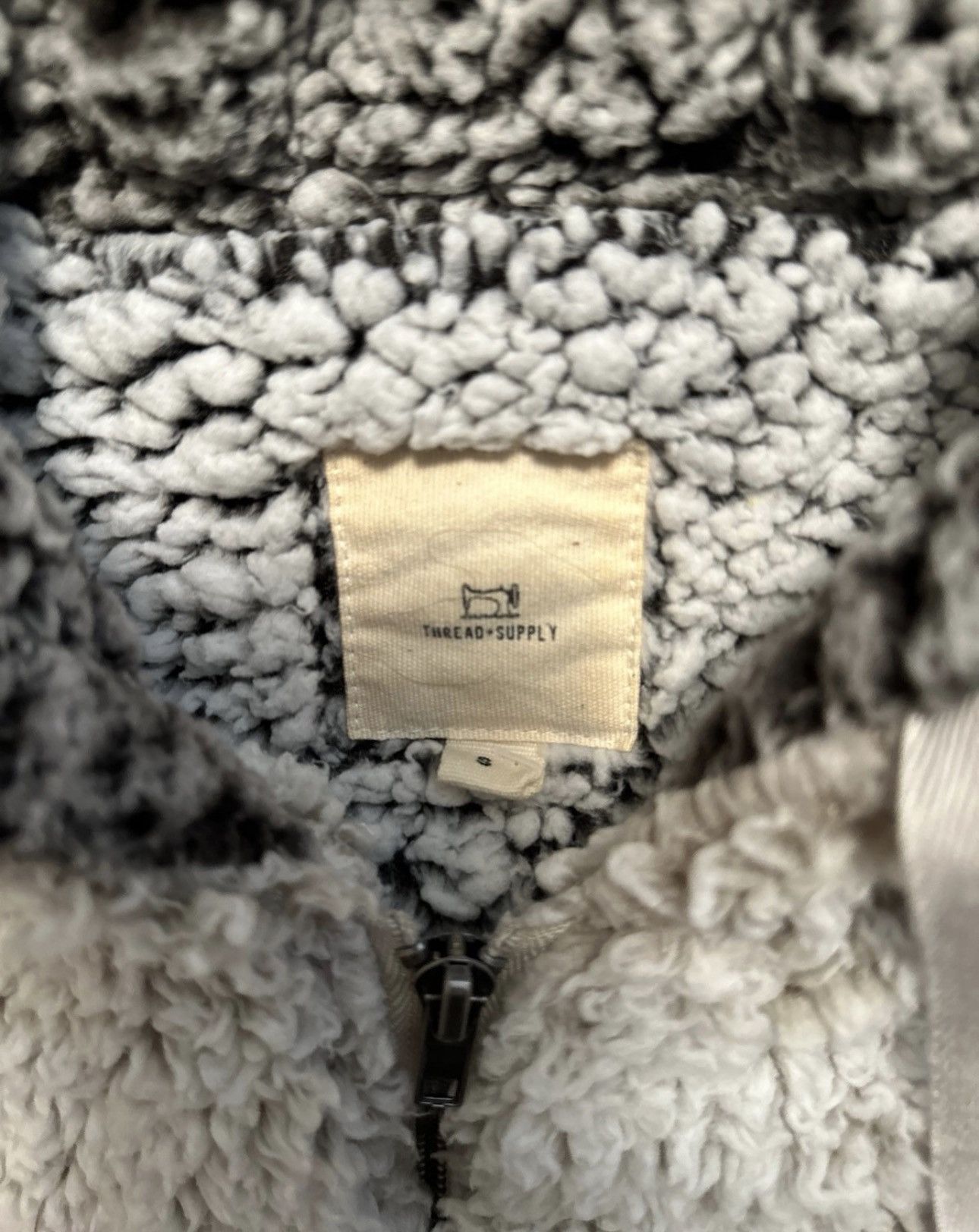Thread Workshop Thread & Supply Womens Puffy Zip Up Size S / US 4 / IT 40 - 4 Thumbnail