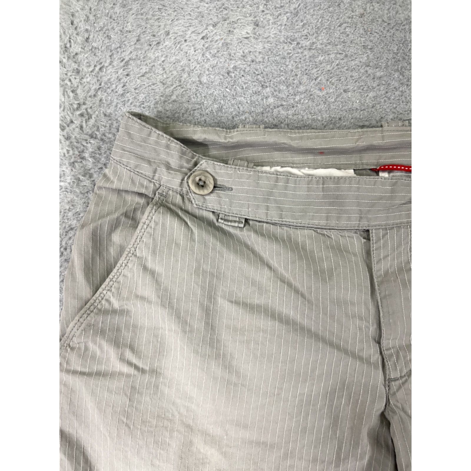 The North Face The North Face Shorts Womens 10 Gray Stripe 100% Cotton Golf Hiking Size 32" / US 10 / IT 46 - 4 Thumbnail