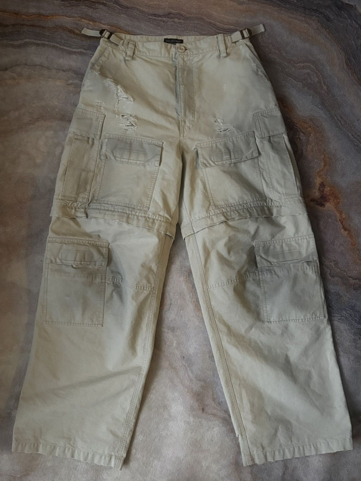 Balenciaga Balenciaga Garde Robe Convertible Cargos Size US 30 / EU 46 - 2 Thumbnail
