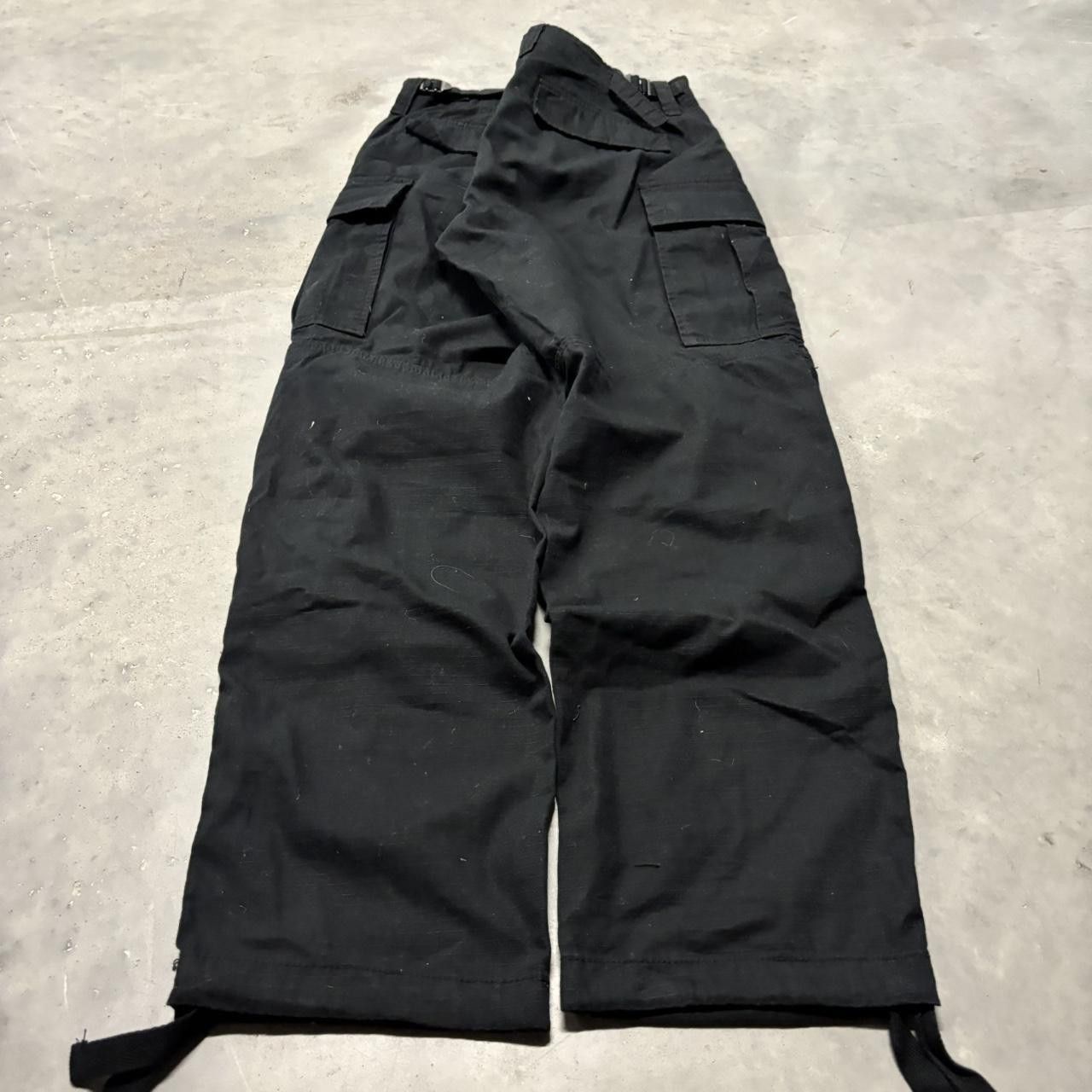 Japanese Brand × Vintage Crazy Vintage Y2K/2000s Black Streetwear Essential Cargo Pants Size US 30 / EU 46 - 4 Thumbnail