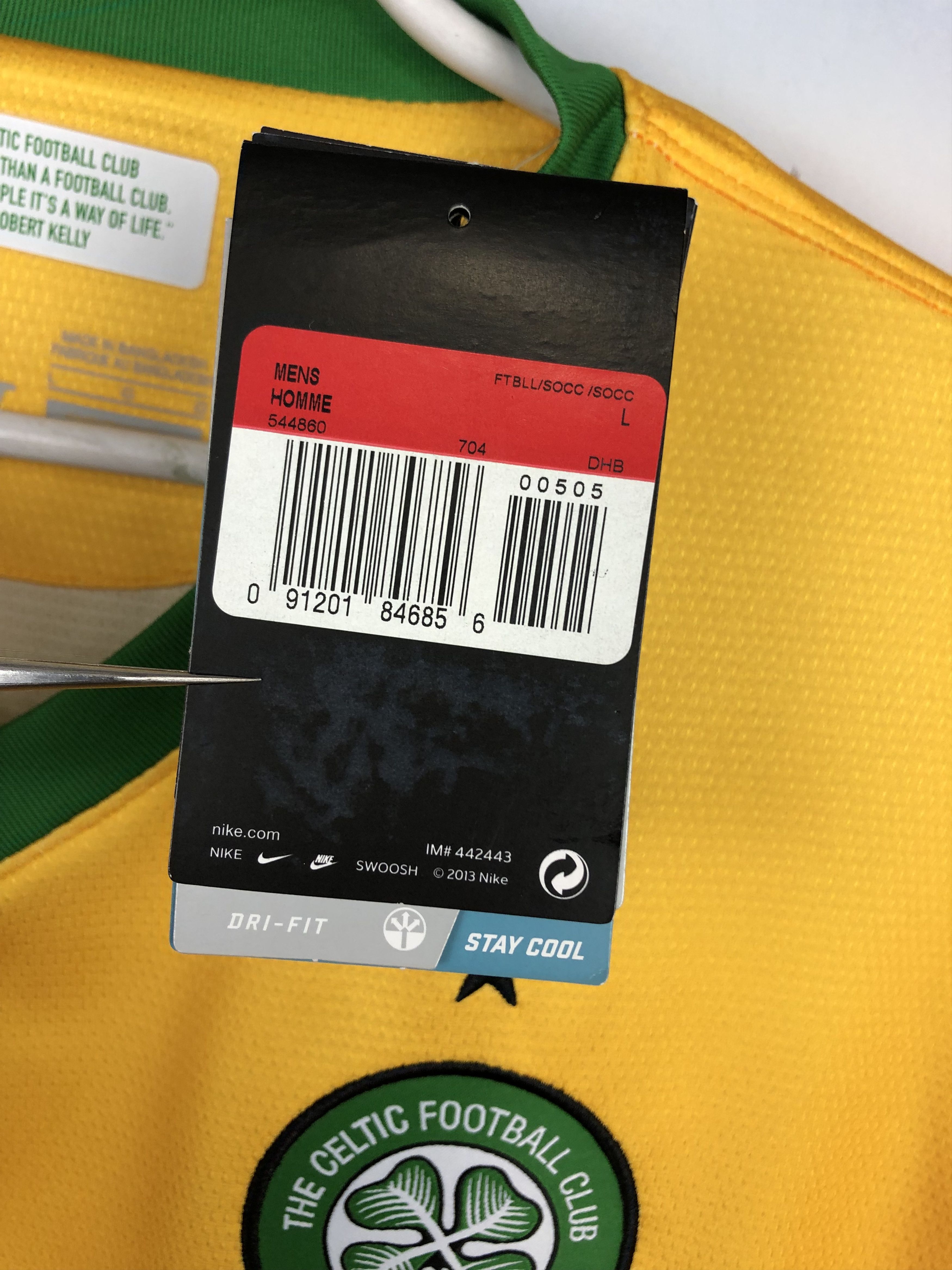 Nike Celtic football shirt 2013 Soccer Nike Jersey Trikot New Size US L / EU 52-54 / 3 - 7 Thumbnail