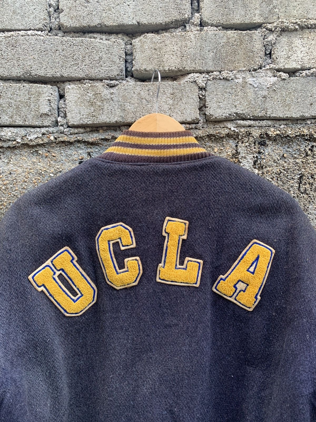 Golden Bear Rare🔥🔥Golden Bear Ucla Leather Sleeves Wool Varsity Jacket Size US M / EU 48-50 / 2 - 8 Thumbnail