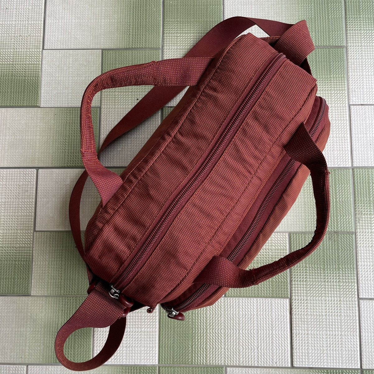 Japanese Brand × Mandarina Duck Y2K Mandarina Duck Multi-Pocket Shoulder Bag Size ONE SIZE - 5 Thumbnail