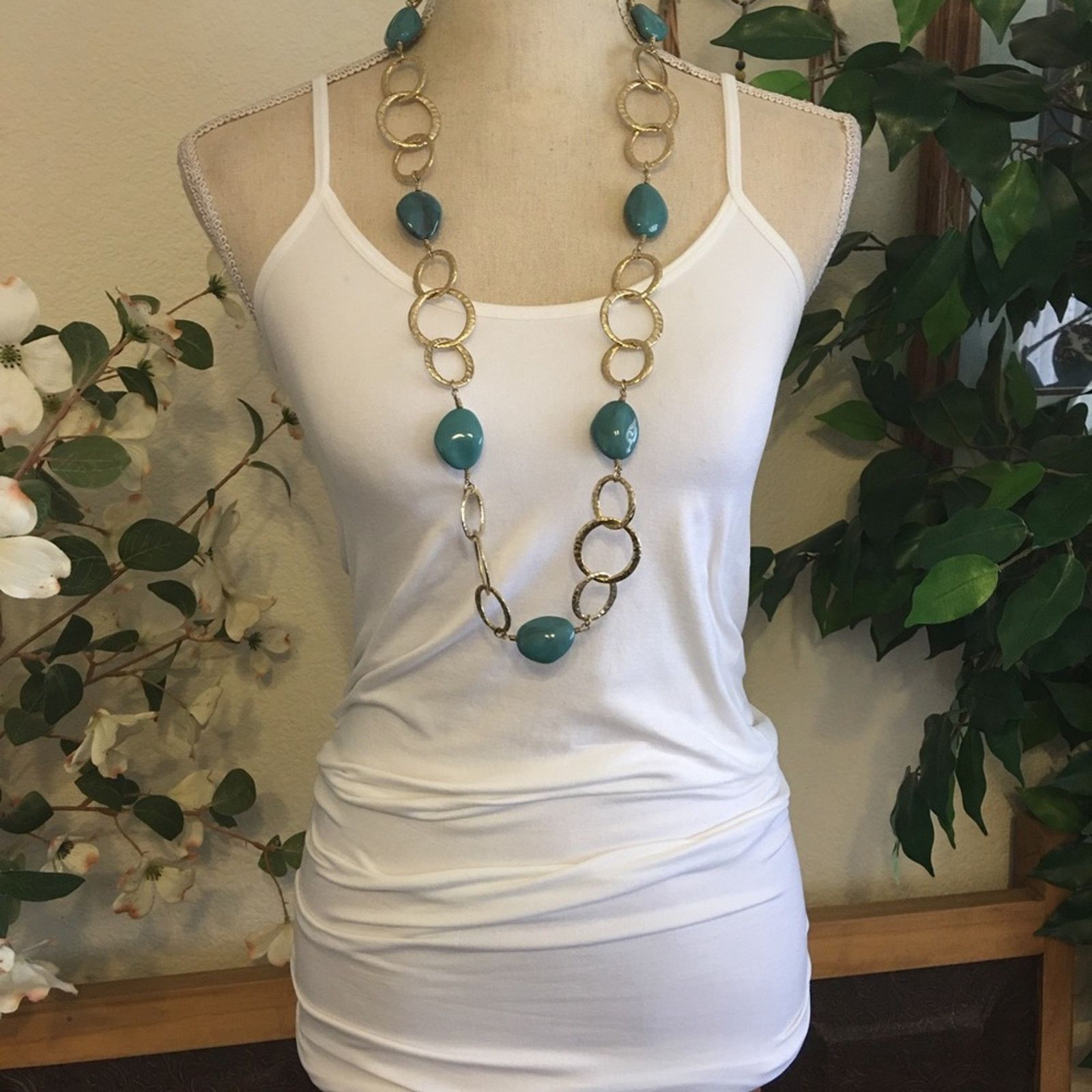 Jewelry Faux turquoise hammered gold disc long necklace Size ONE SIZE - 3 Thumbnail