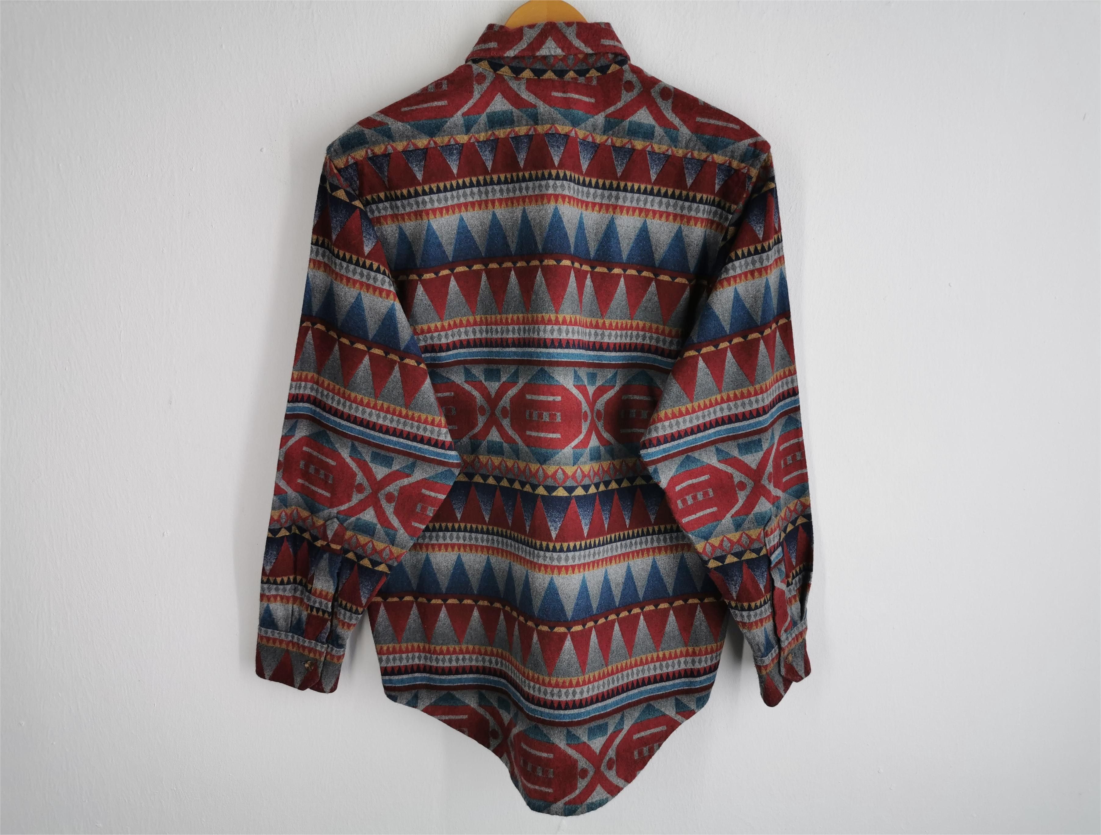 L.L. Bean Vintage 90s LL Bean Navajo Design Button Shirt Made In USA Size M / US 6-8 / IT 42-44 - 2 Thumbnail