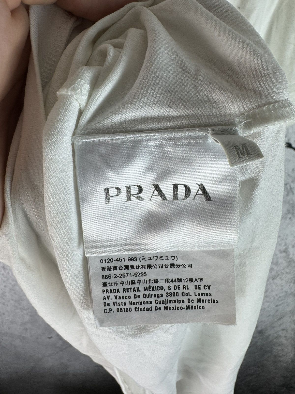 Prada Prada Nylon Reshuffling Rubber Logo Tab pocket t-shirt Size US M / EU 48-50 / 2 - 5 Thumbnail
