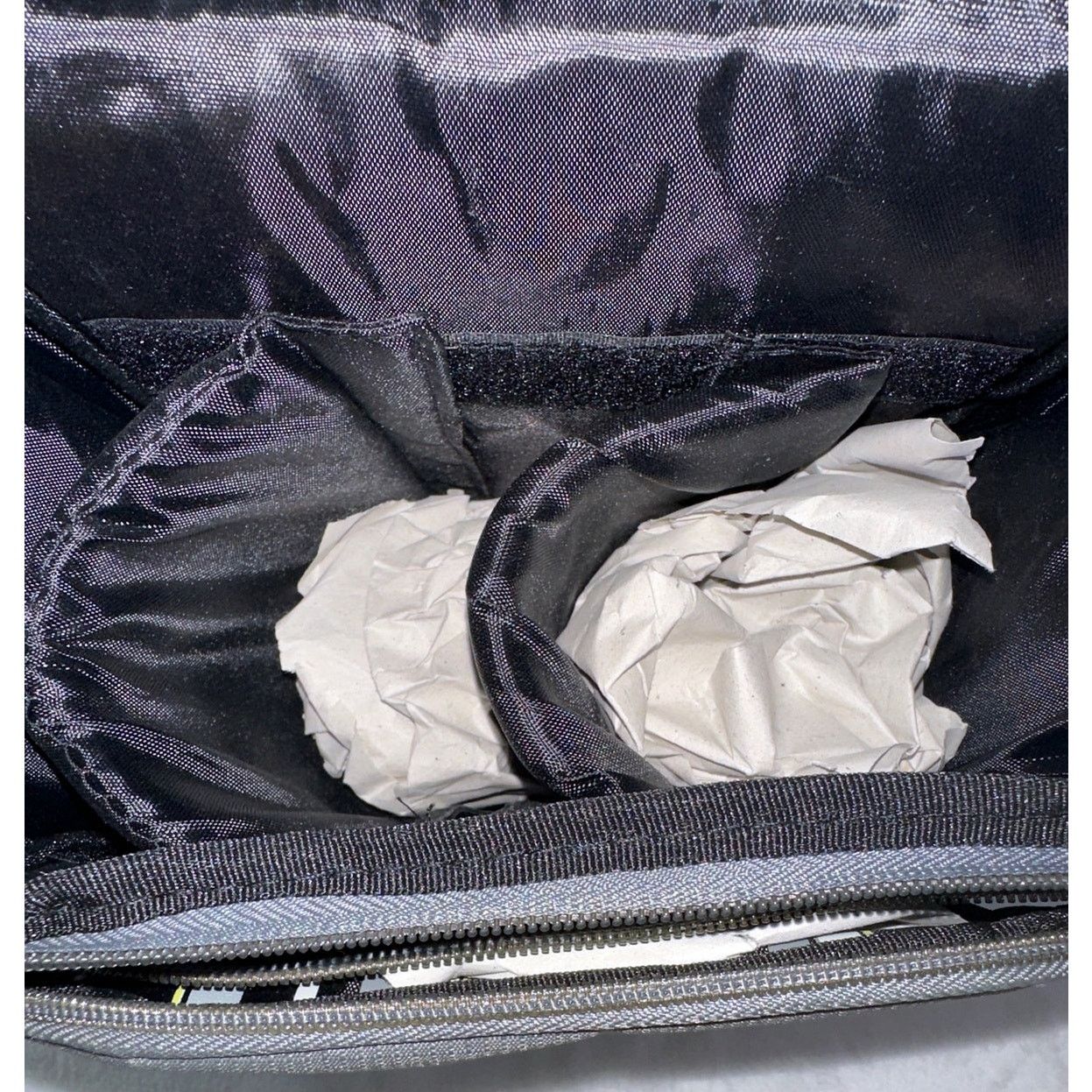 Eddie Bauer Eddie Bauer Gray and Black SLR Camera Bag New With Tags Size ONE SIZE - 5 Thumbnail