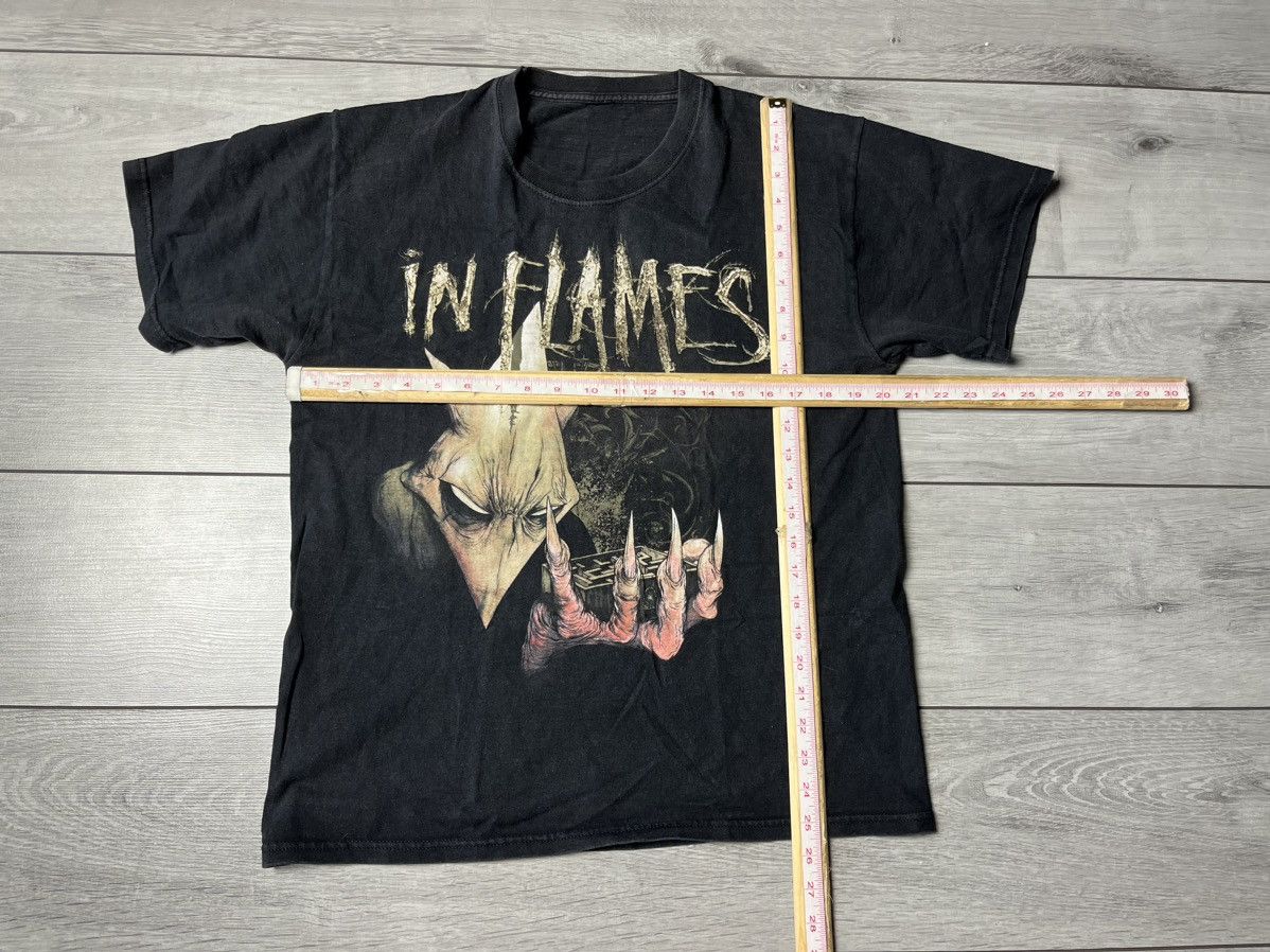 Band Tees Vintage In Flames Tshirt rock band size Large Size US L / EU 52-54 / 3 - 5 Thumbnail