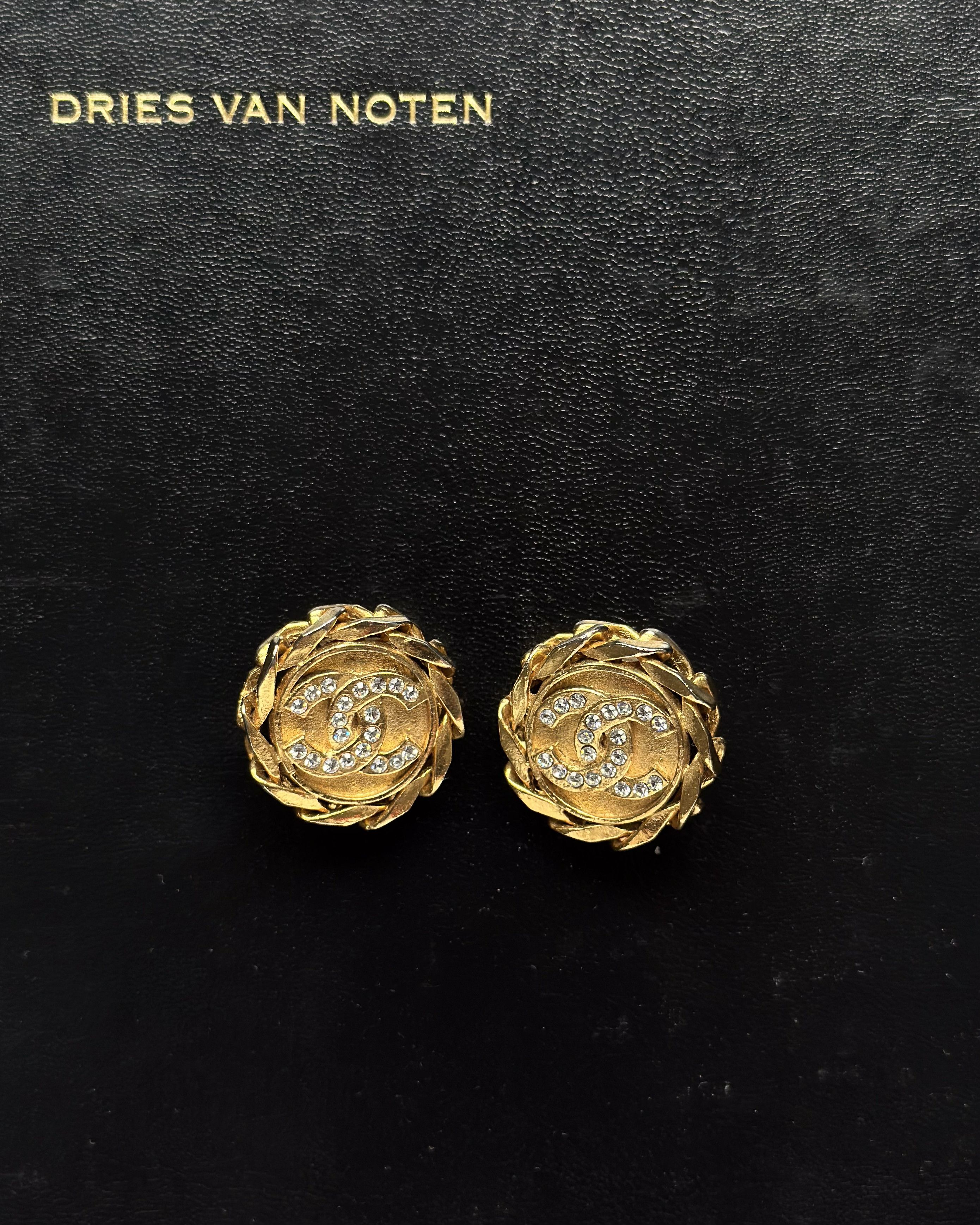Chanel Rhinestone CC Chain Vintage Clip On Size ONE SIZE - 3 Thumbnail