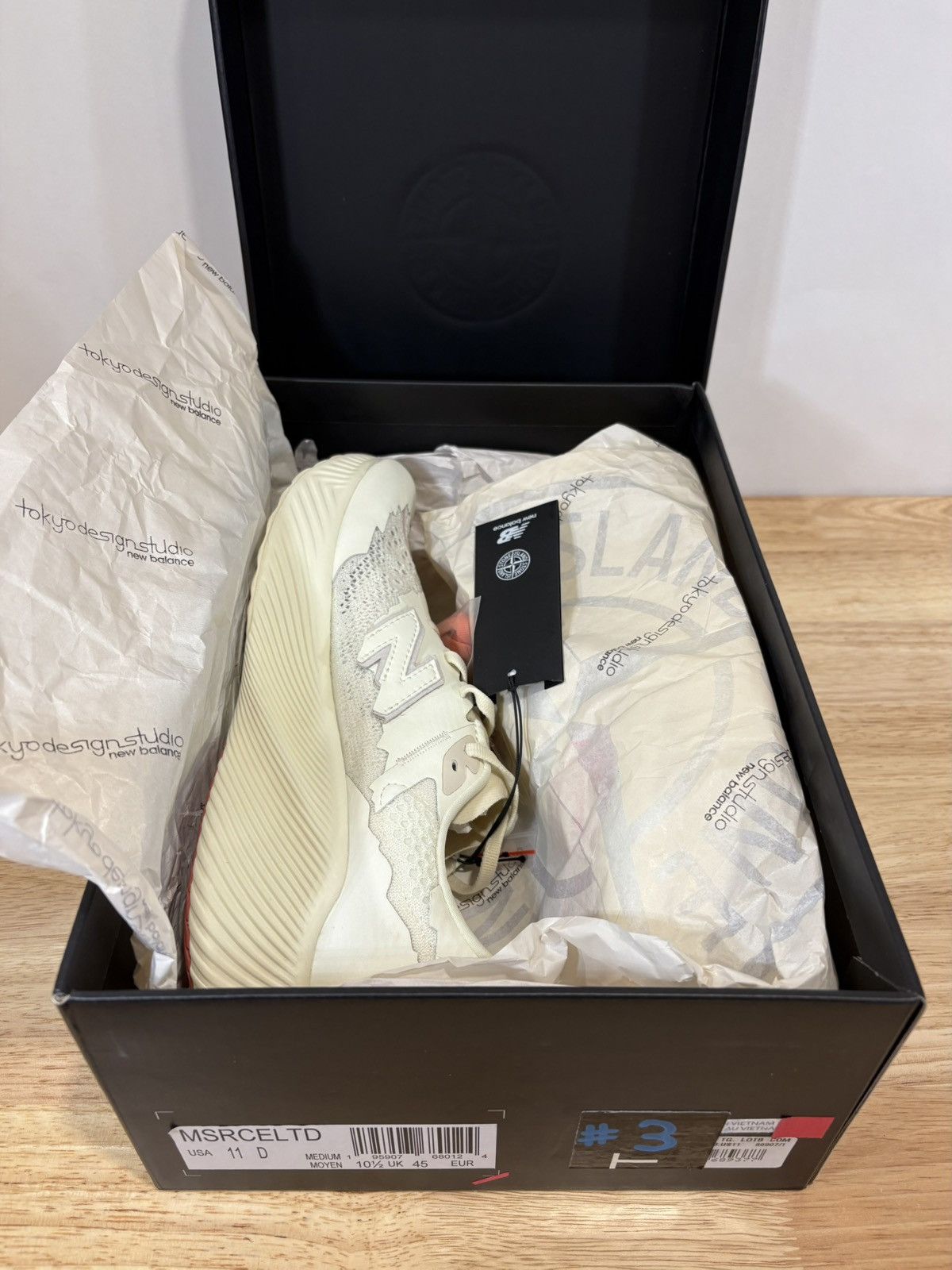 New Balance New Balance x Stone Island FuelCell RC Elite White MSRCELTD Size US 11 / EU 44 - 11 Thumbnail