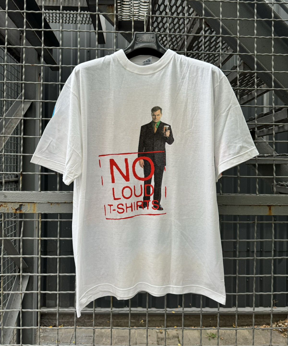 Vintage Vintage 90s John Smith Beer T Shirt Over Print Size US XL / EU 56 / 4 - 2 Thumbnail