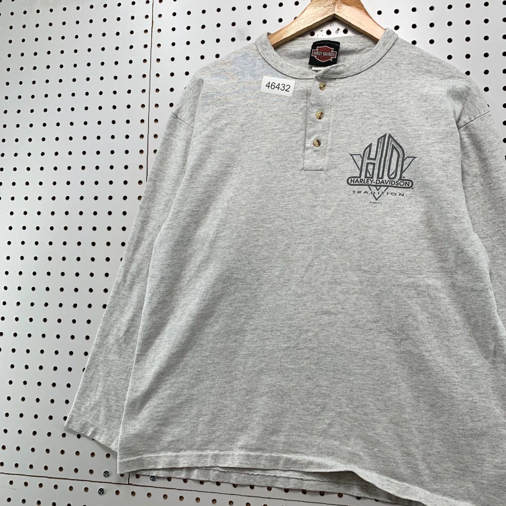 Harley Davidson VINTAGE Harley-Davidson Wolf Shirt Mens Large Gray Northern Lights Henley Pocket Size US L / EU 52-54 / 3 - 5 Thumbnail