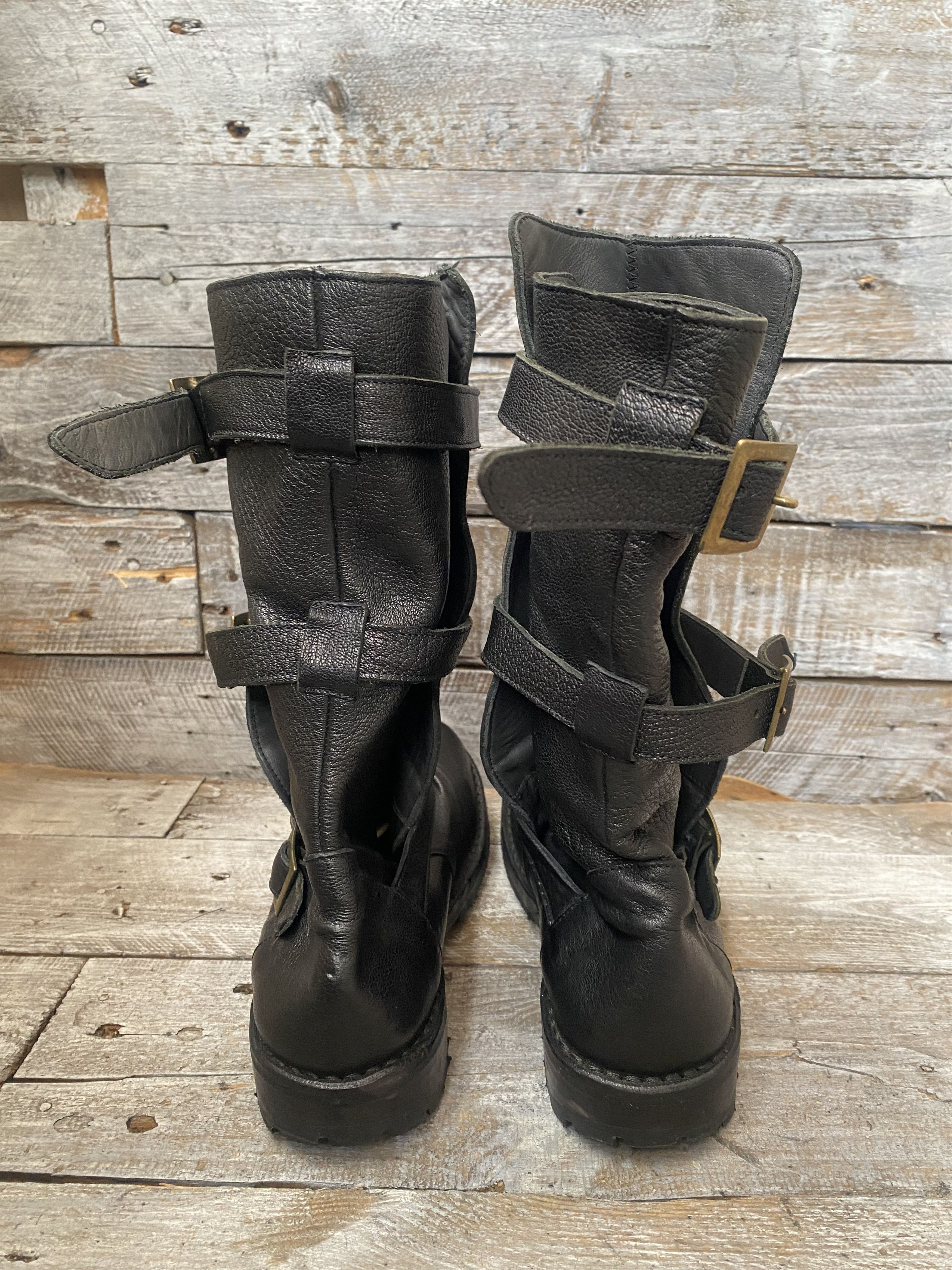 Fiorentini + Baker Fiorentini + baker distressed moto distressed boots sz39 Size US 8.5 / IT 38.5 - 5 Thumbnail