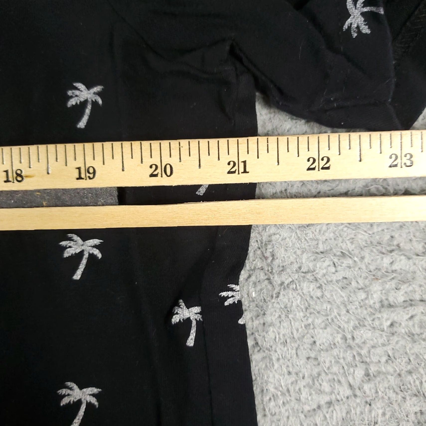 Vintage Denim & Flower T Shirt Mens Large Black Short Sleeve Cotton Blend Size US L / EU 52-54 / 3 - 5 Thumbnail