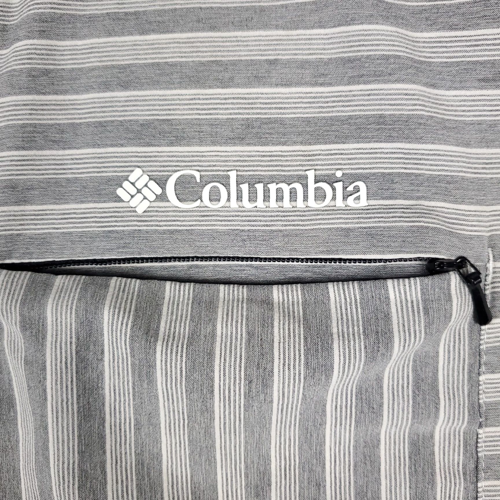 Vintage Columbia Shirt Mens XL Gray Striped Vented Button-Up Short Sleeve Size US XL / EU 56 / 4 - 2 Thumbnail