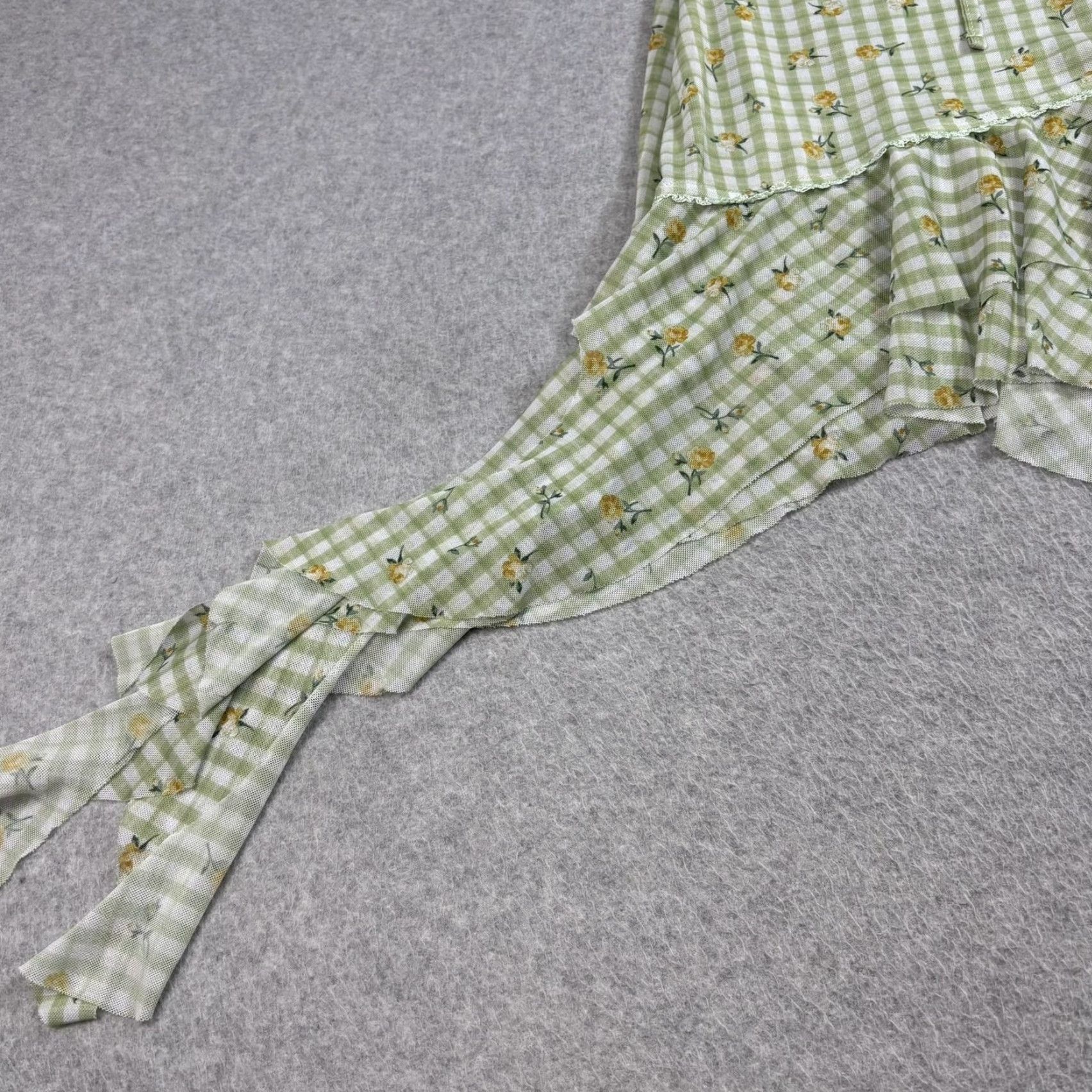 Urban Outfitters Urban Outfitters Dress Women Small Green Gingham Floral Handkerchief Hem Ruffle Size S / US 4 / IT 40 - 6 Thumbnail