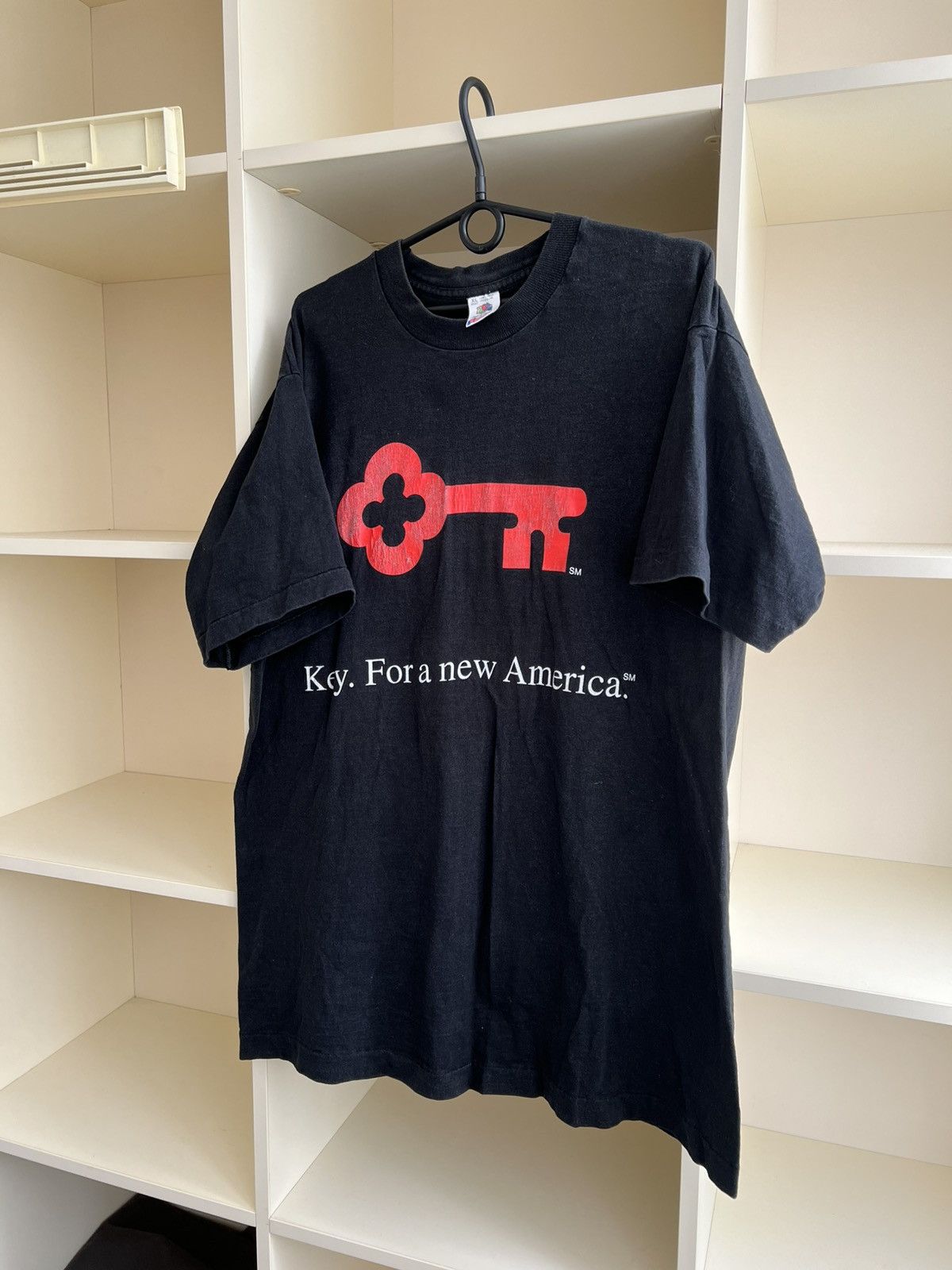 Vintage Vintage 90s Key. For a new America T-Shirt Made in USA Size US XL / EU 56 / 4 - 8 Thumbnail