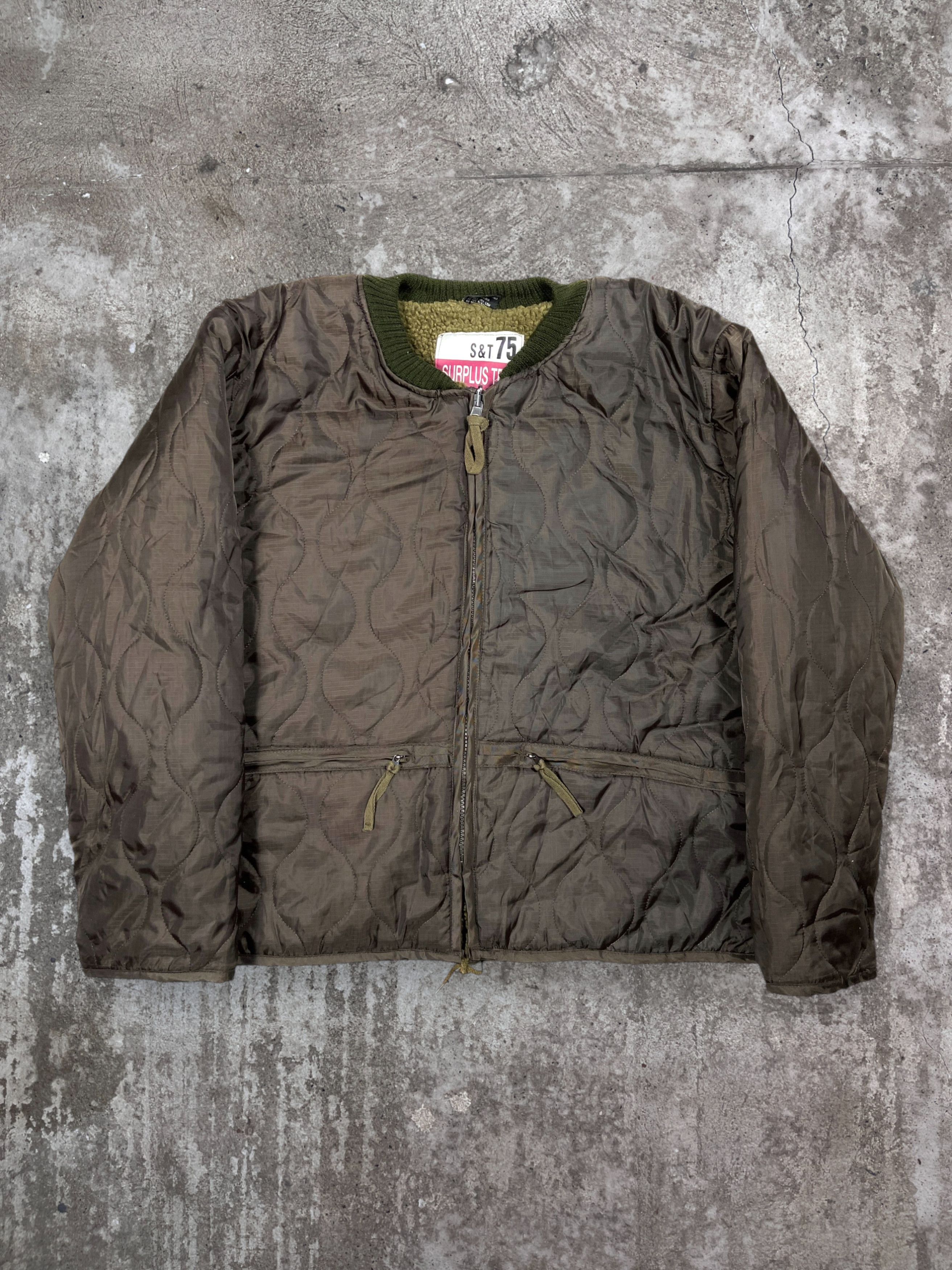 Military × Streetwear × Vintage SURPLUS ARCHIVE S&T 75