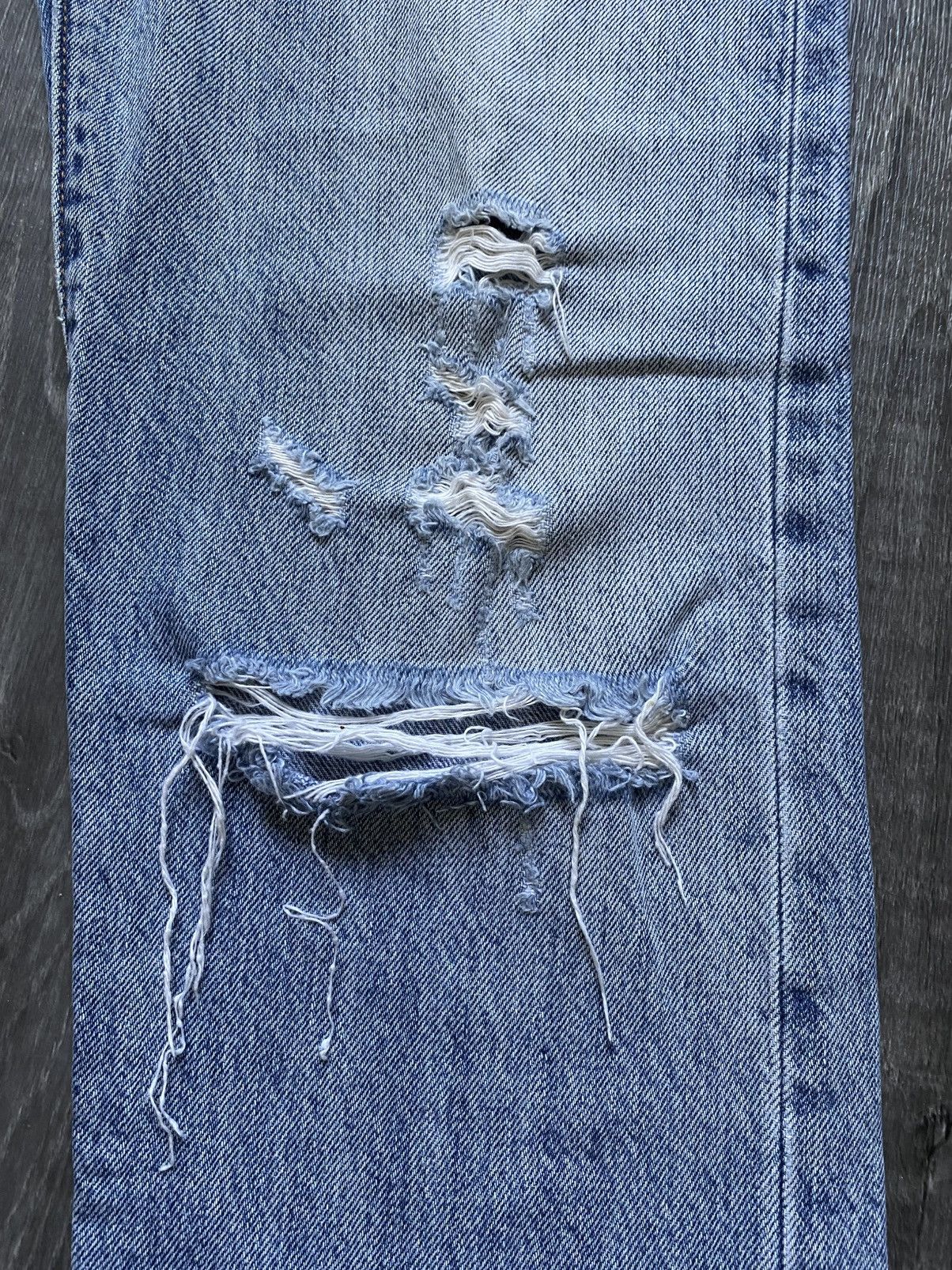 Levi's Vintage Clothing Levi’s Customized Tapered 501 CT Torn Distressed Jeans Denim Size 26" / US 2 / IT 38 - 6 Thumbnail