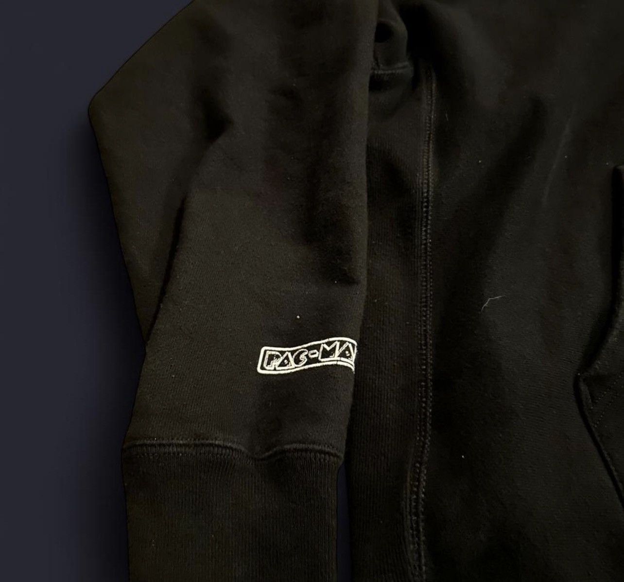 Champion CHAMPION X PAC-MAN COLLAB SWEATER Size US L / EU 52-54 / 3 - 4 Thumbnail