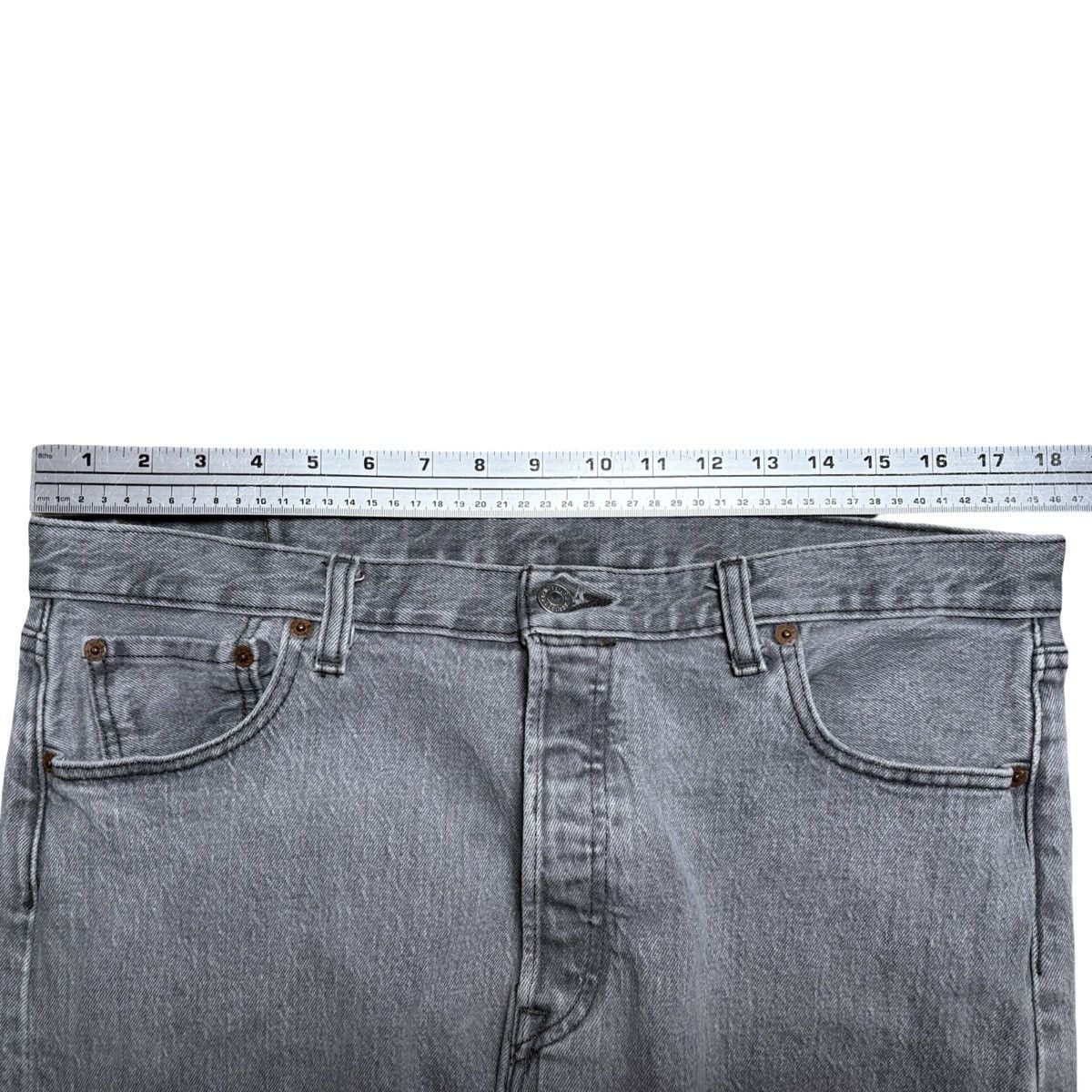 Levi's Levis 501 Jeans Men’s Gray Denim Pants Faded Grunge 36X29 Size US 36 / EU 52 - 5 Thumbnail