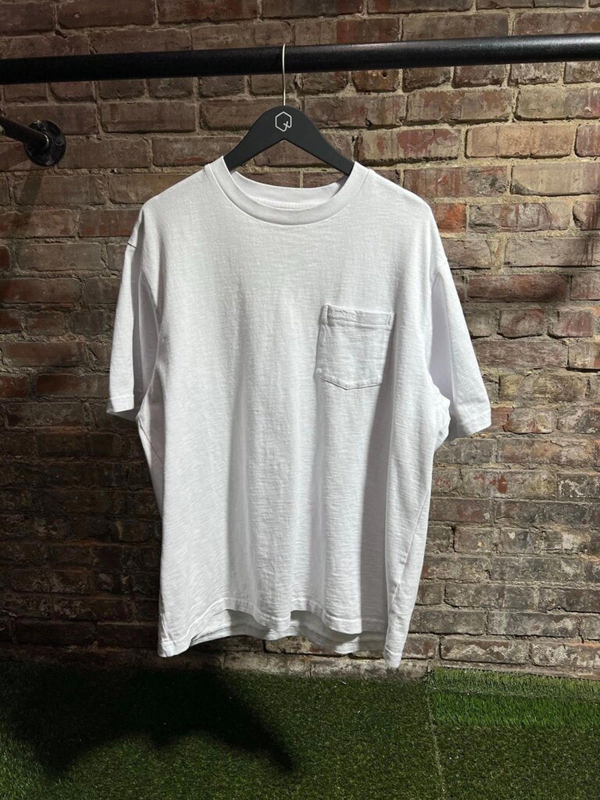 Supreme Supreme White Pocket Tee Sz. L Size ONE SIZE - 1 Thumbnail
