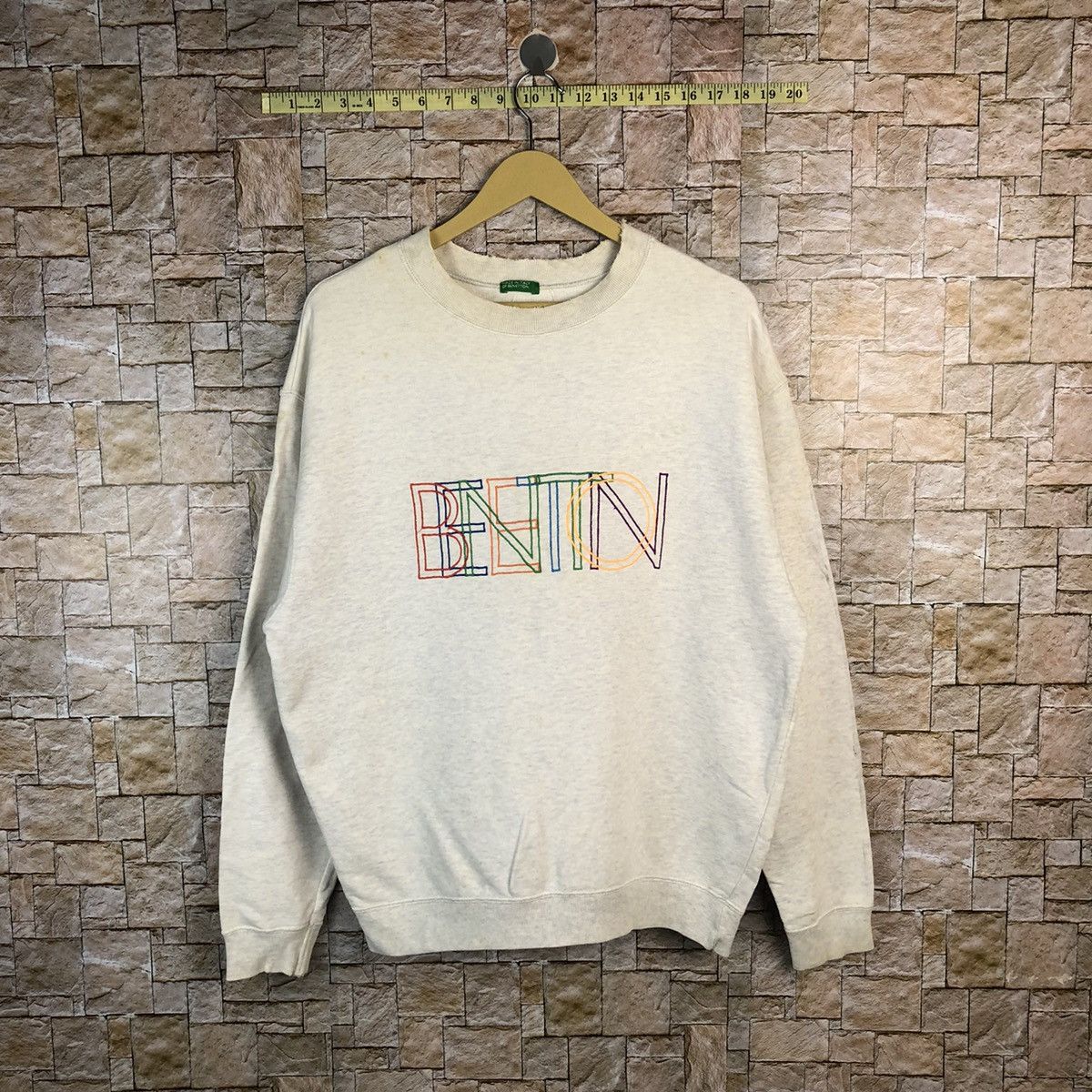 Vintage cream sweatshirt hotsell