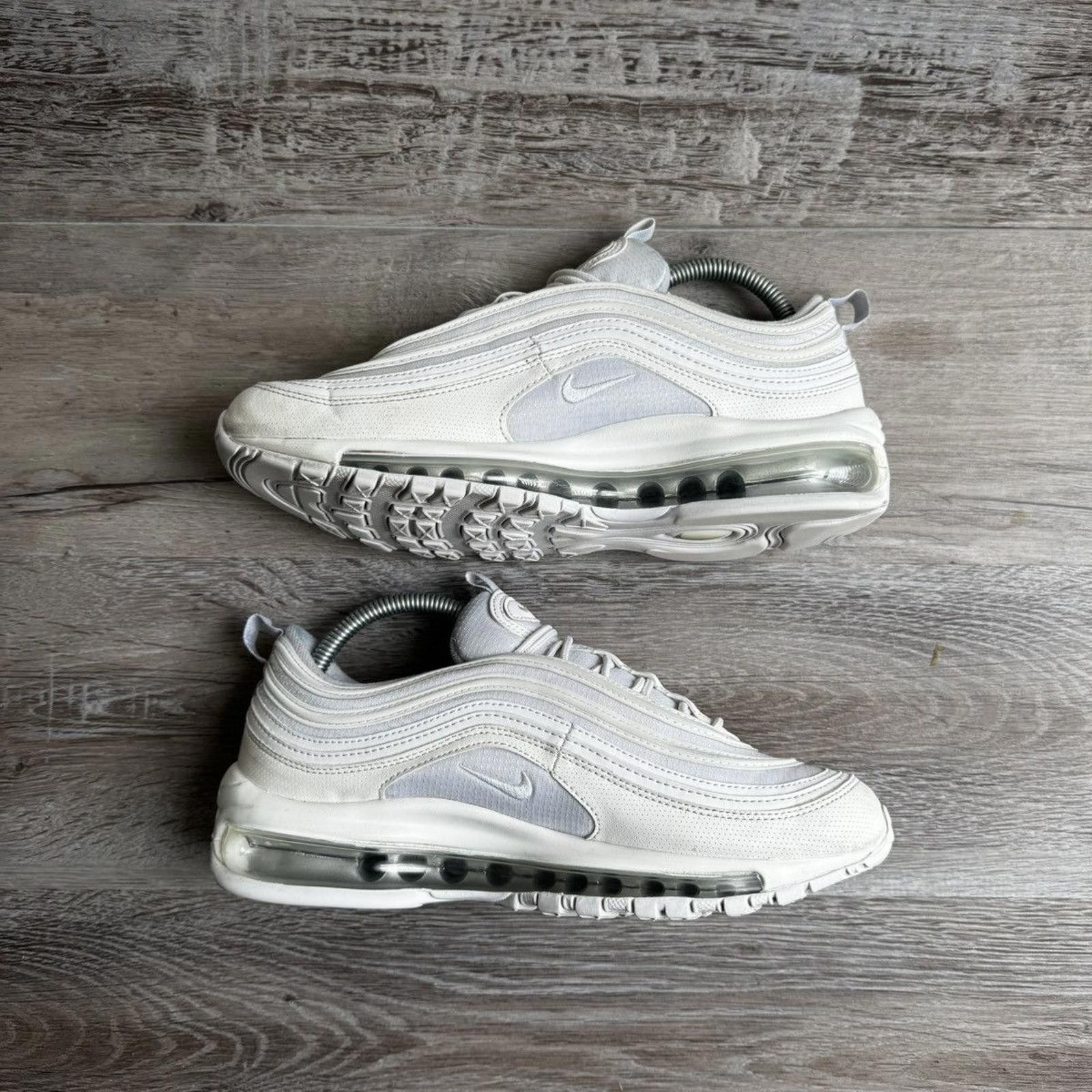 Nike NIKE • Air Max '97 "White Metallic Silver" (7M) Size US 7 / EU 40 - 3 Thumbnail