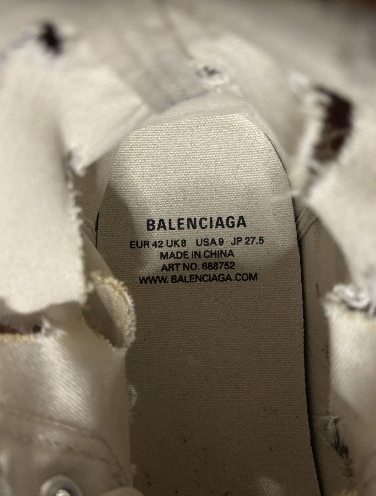 Balenciaga Balenciaga Paris High Destroyed Sneakers Limited White/Black Size US 9 / EU 42 - 12 Thumbnail