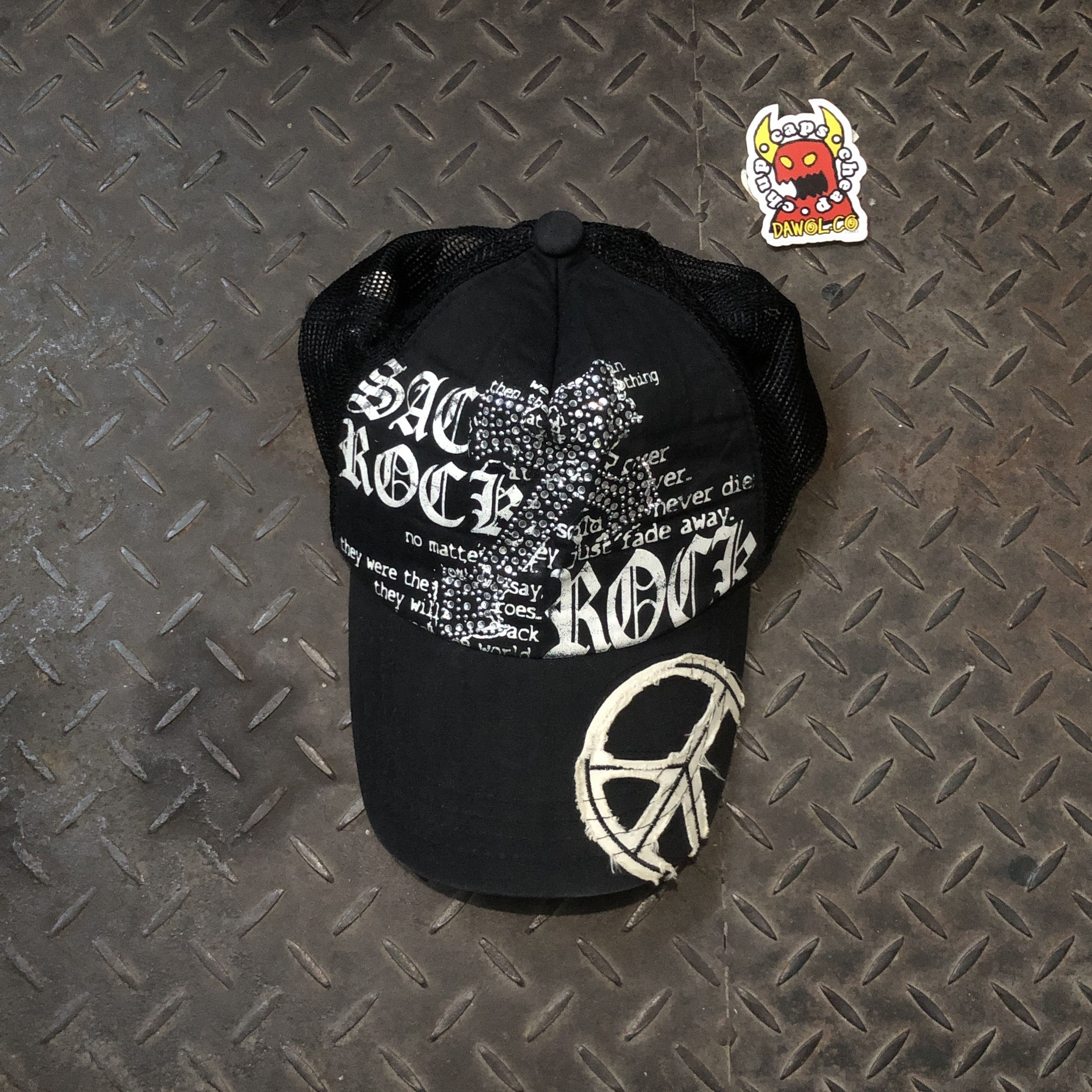 Japanese Brand Vintage Y2K Peace Rock Trucker Hat Japanese Size ONE SIZE - 1 Thumbnail