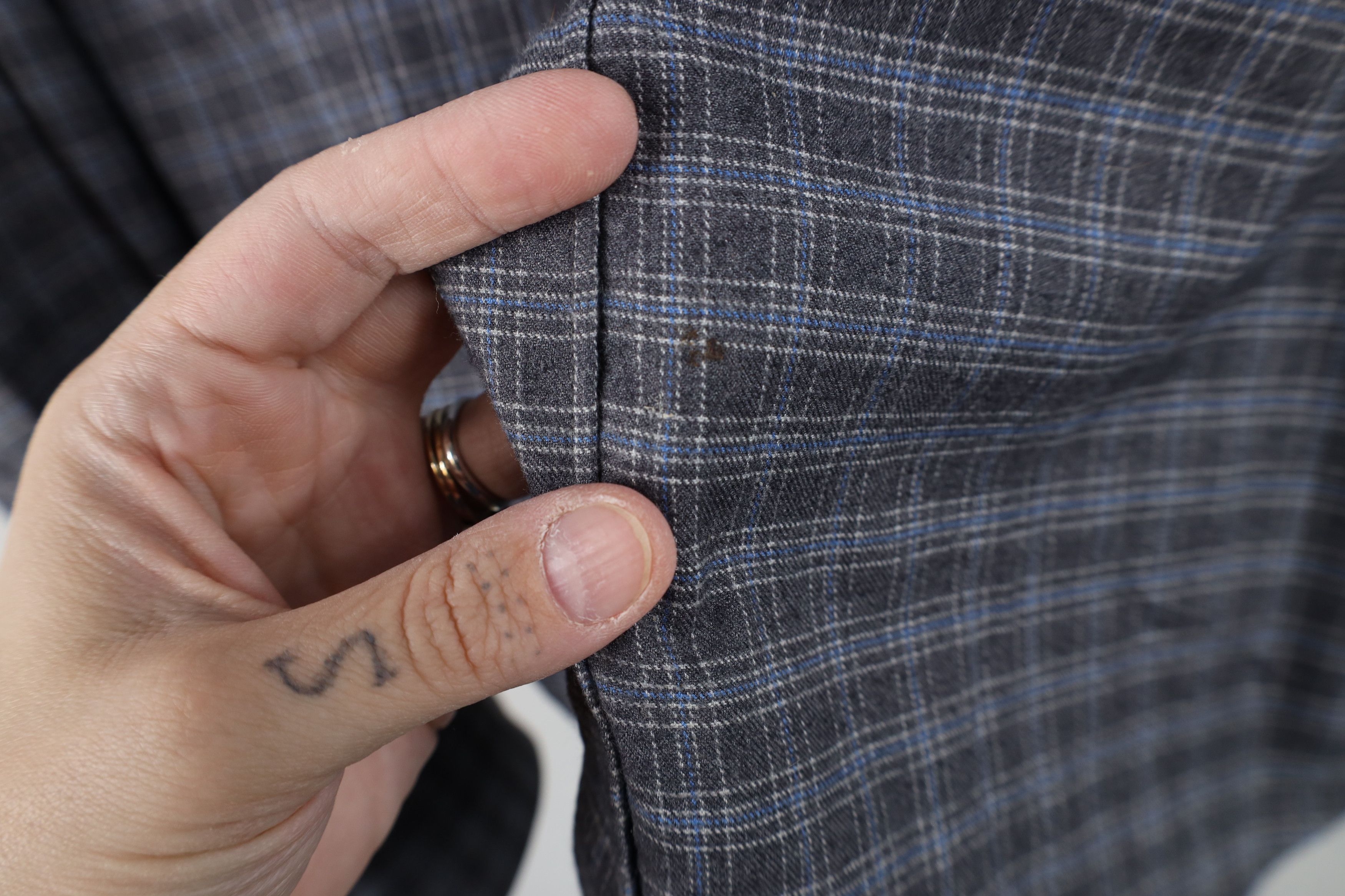 Hugo Boss Hugo Boss Regular Flannel Collared Button Shirt Gray Plaid Size US M / EU 48-50 / 2 - 6 Thumbnail