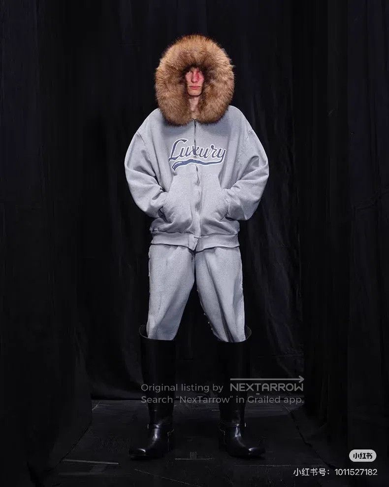 Balenciaga Balenciaga Extra Large Zipper Hooded Embroidered Pattern D Size US XS / EU 42 / 0 - 7 Thumbnail