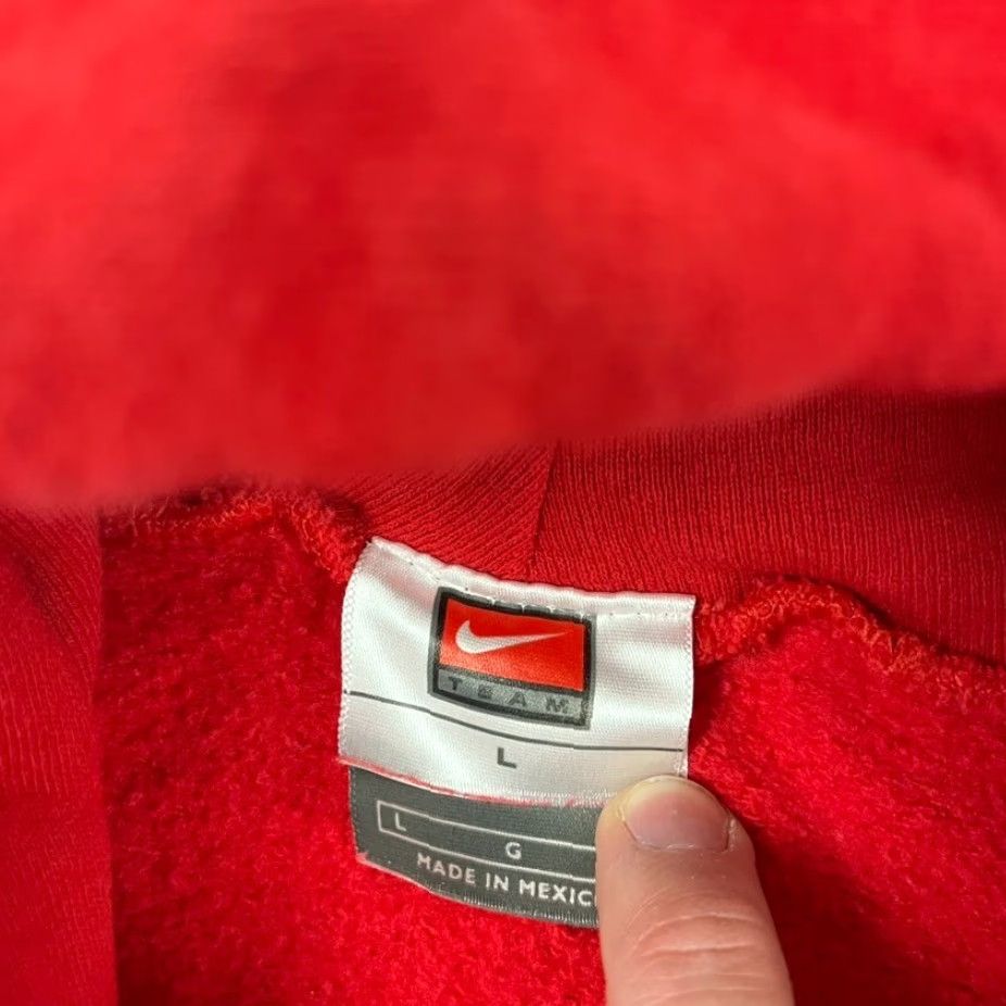 Nike VINTAGE Nike Boston Red Sox Hoodie Mens Large Red Center Swoosh Sweatshirt Size US L / EU 52-54 / 3 - 2 Thumbnail