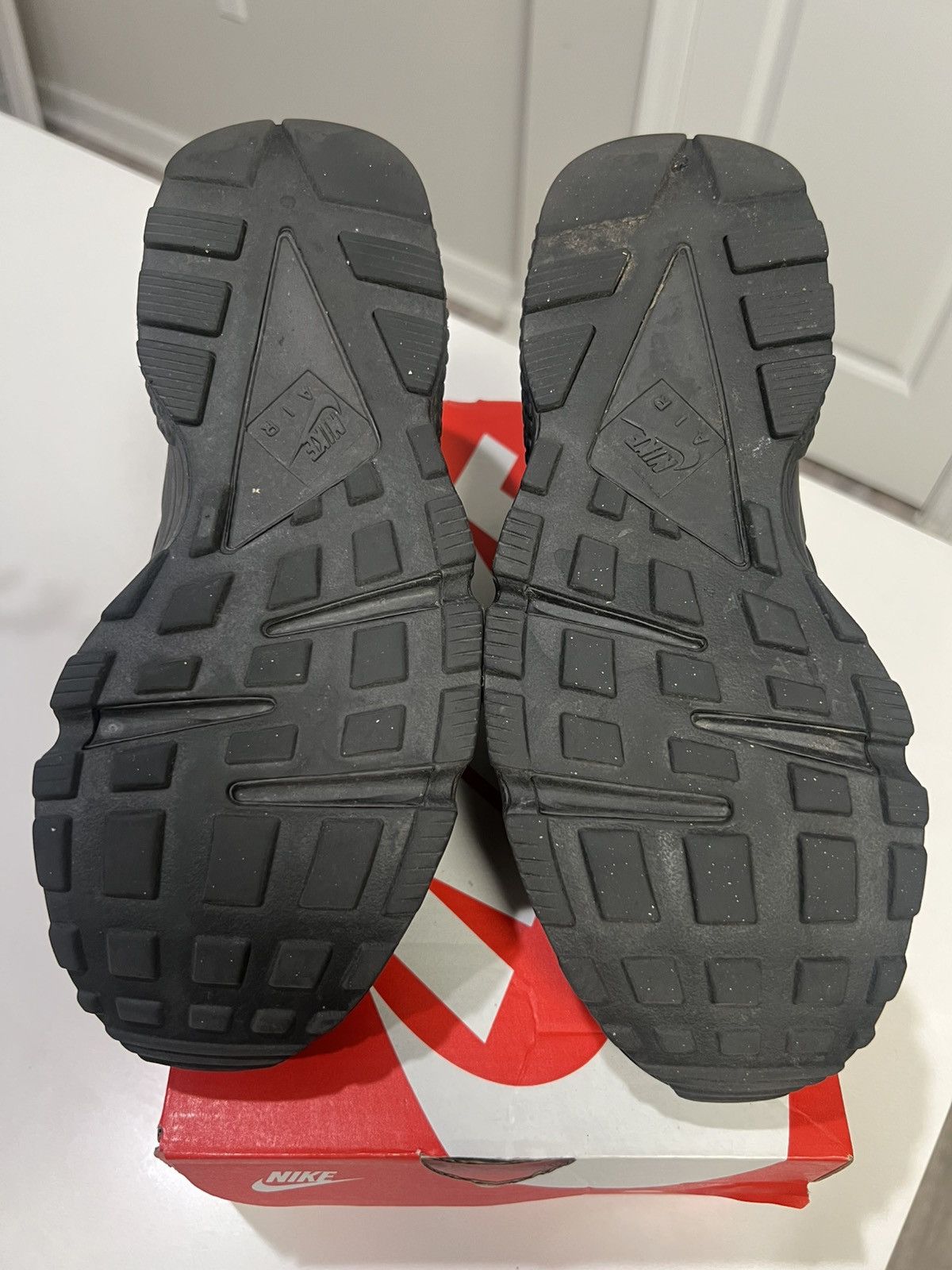Nike Nike Huarache Size US 9.5 / EU 42-43 - 6 Thumbnail