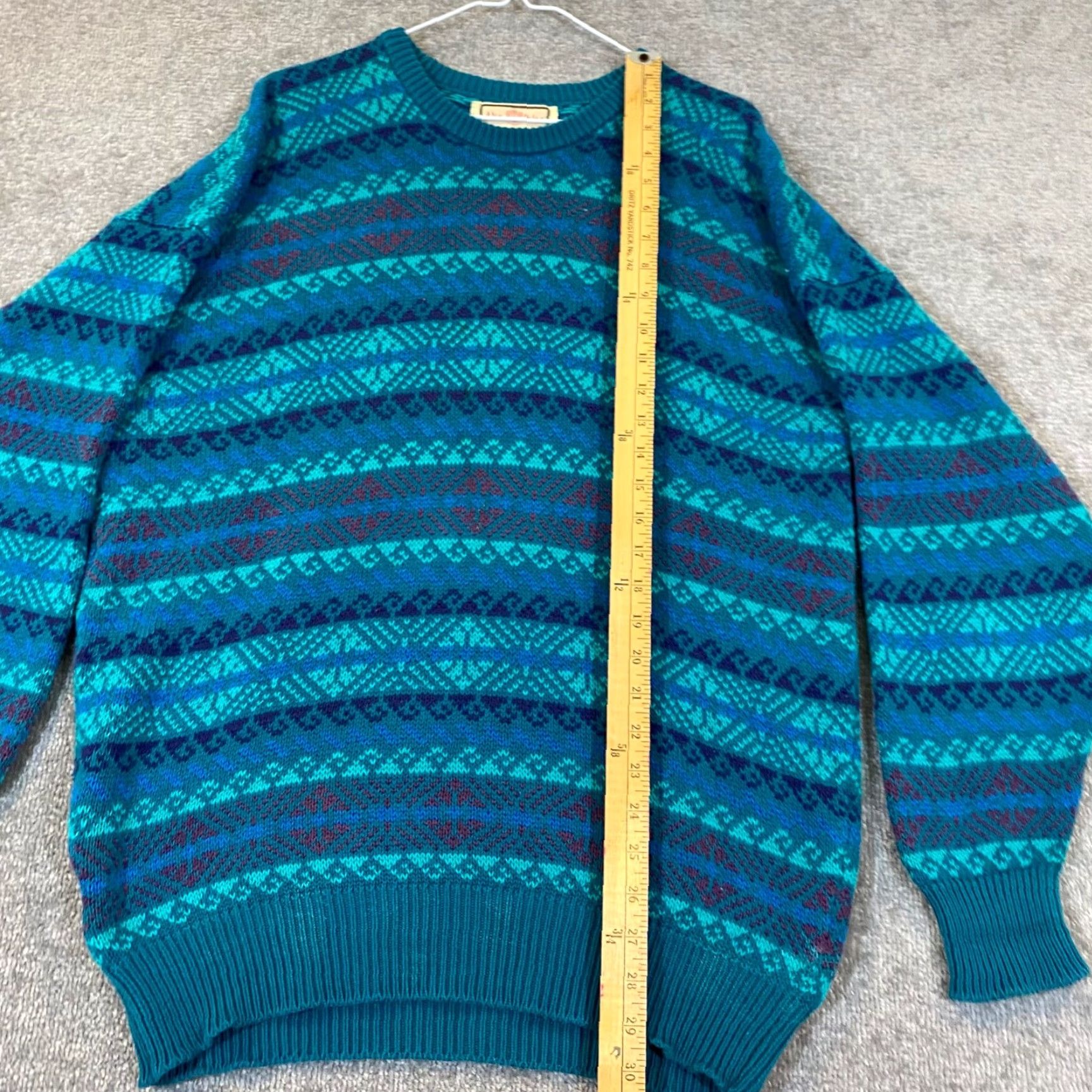 Vintage VINTAGE ALAN PAINE Sweater Mens Large 44 Blue Geometric Pullover Crewneck Jumper England Size US L / EU 52-54 / 3 - 3 Thumbnail