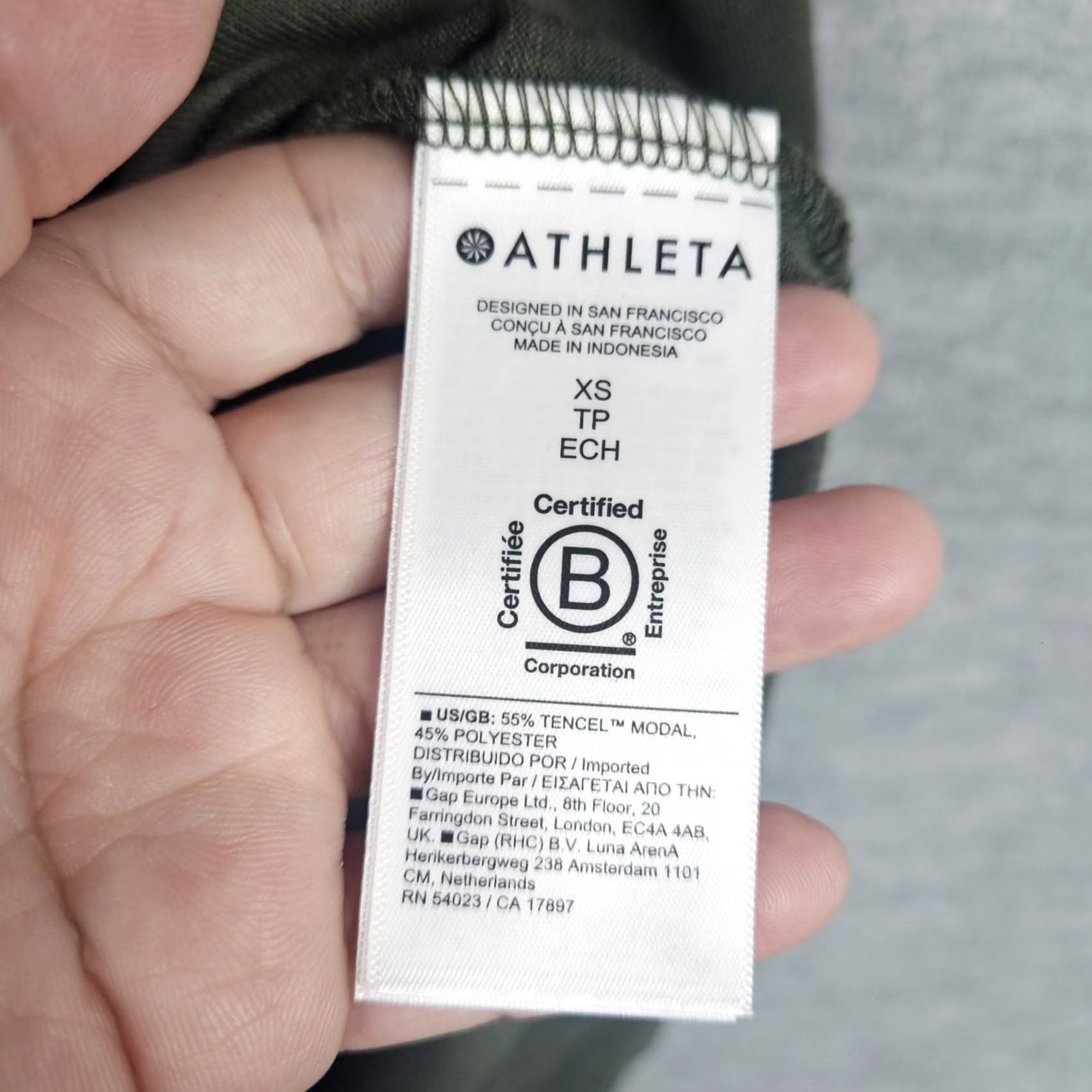 Athleta Athleta Women's Green Round Neck Short Sleeve Gym Tee XS Size 26" / US 2 / IT 38 - 6 Thumbnail