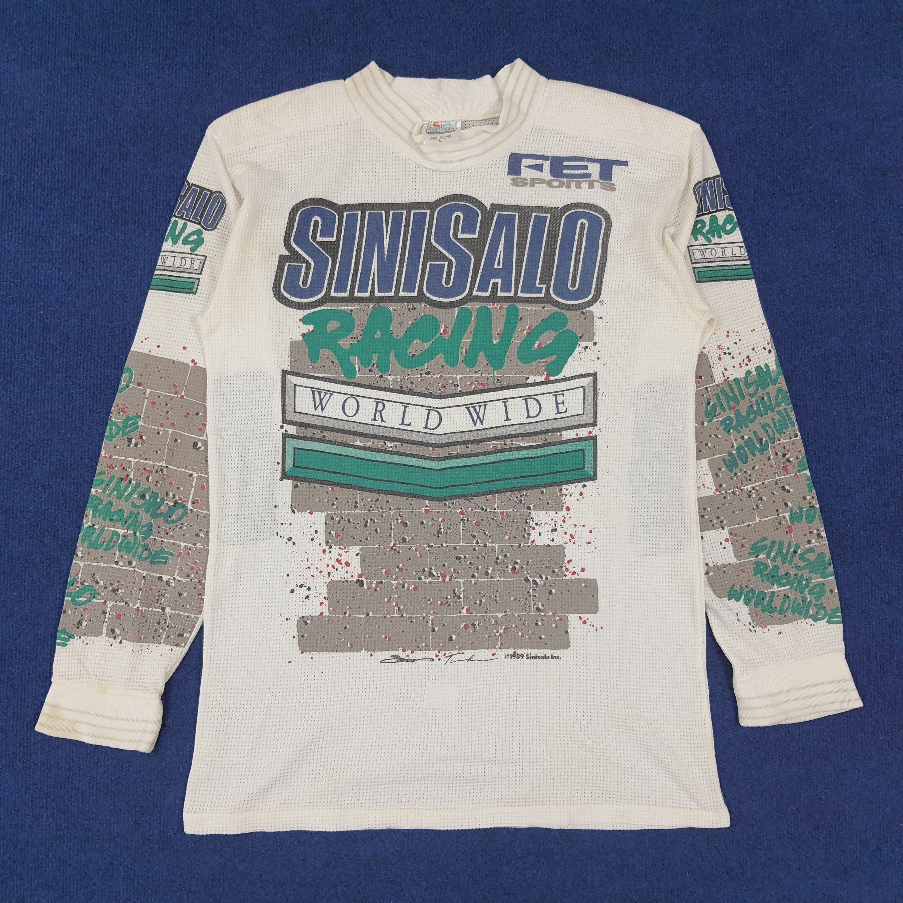 Vintage Vintage SINISALO Racing World Wild 80s Motorsports Tshirt Size US M / EU 48-50 / 2 - 1 Thumbnail
