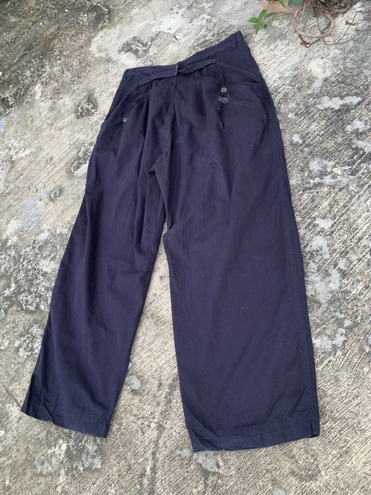 Japanese Brand Steal 🔥 baggy Niko and buckle back double knee loose pants Size US 33 - 10 Thumbnail