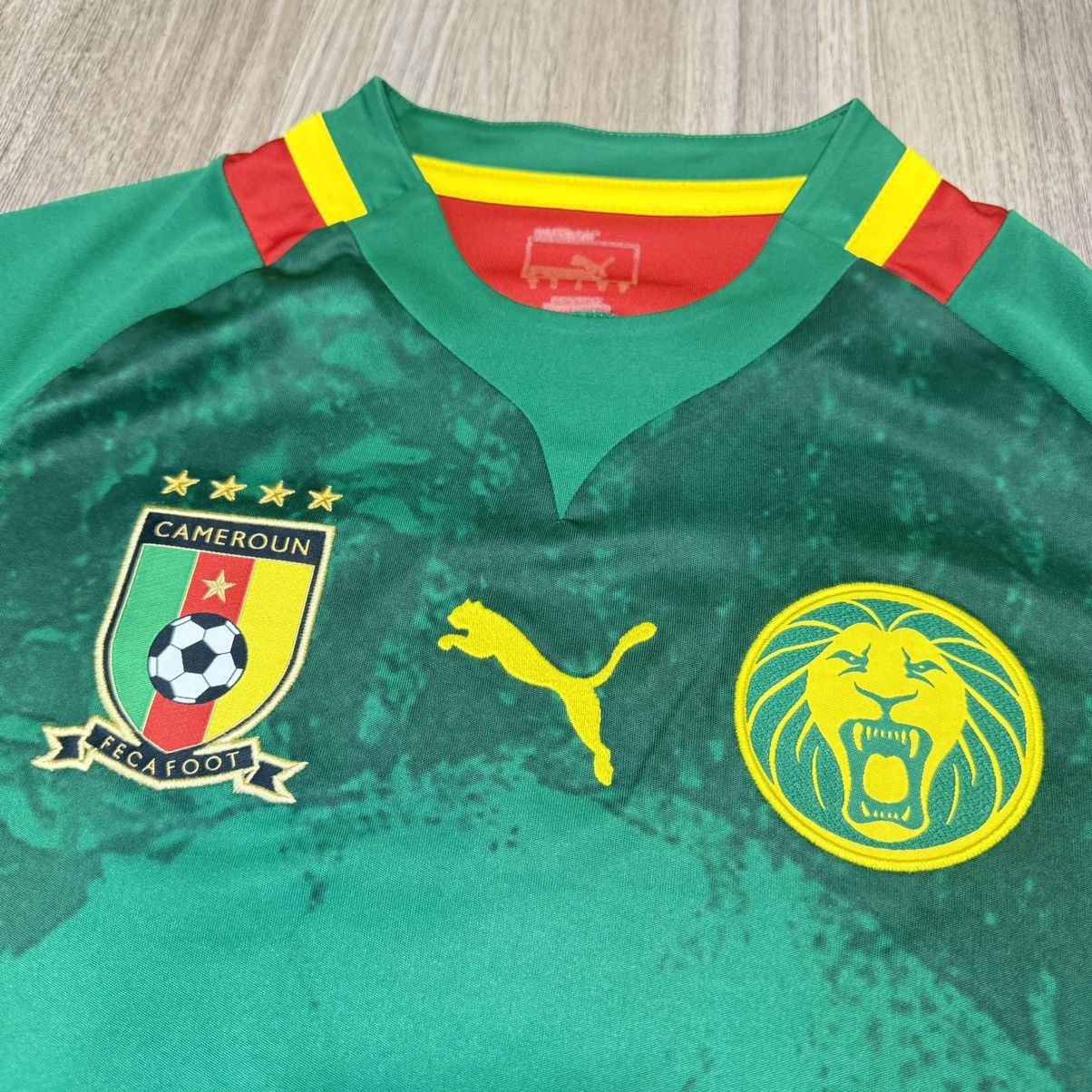 Puma Cameroon 12/14 home shirt Size US S / EU 44-46 / 1 - 3 Thumbnail