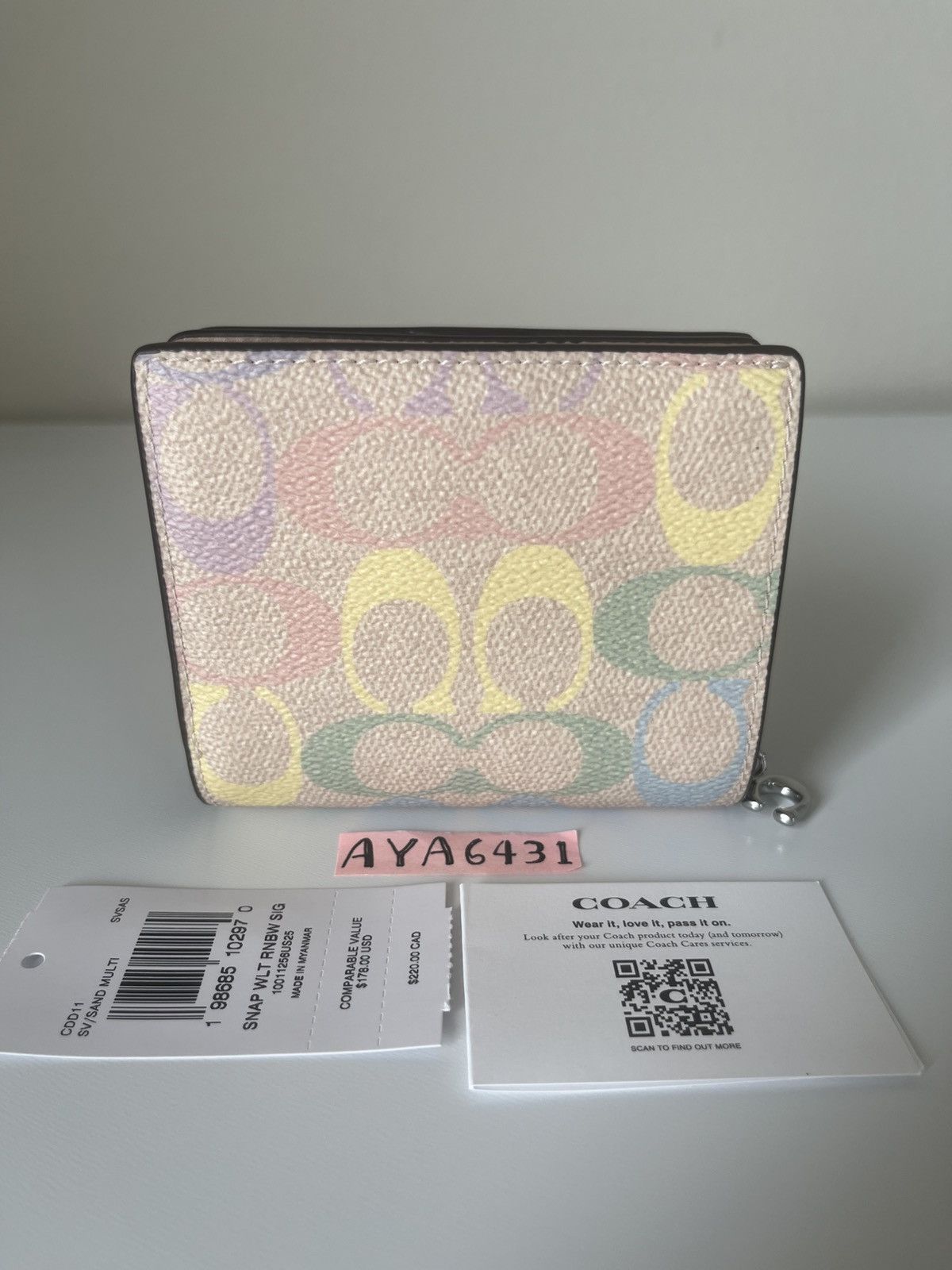 Coach Coach Snap Wallet In Rainbow Signature Size ONE SIZE - 3 Thumbnail
