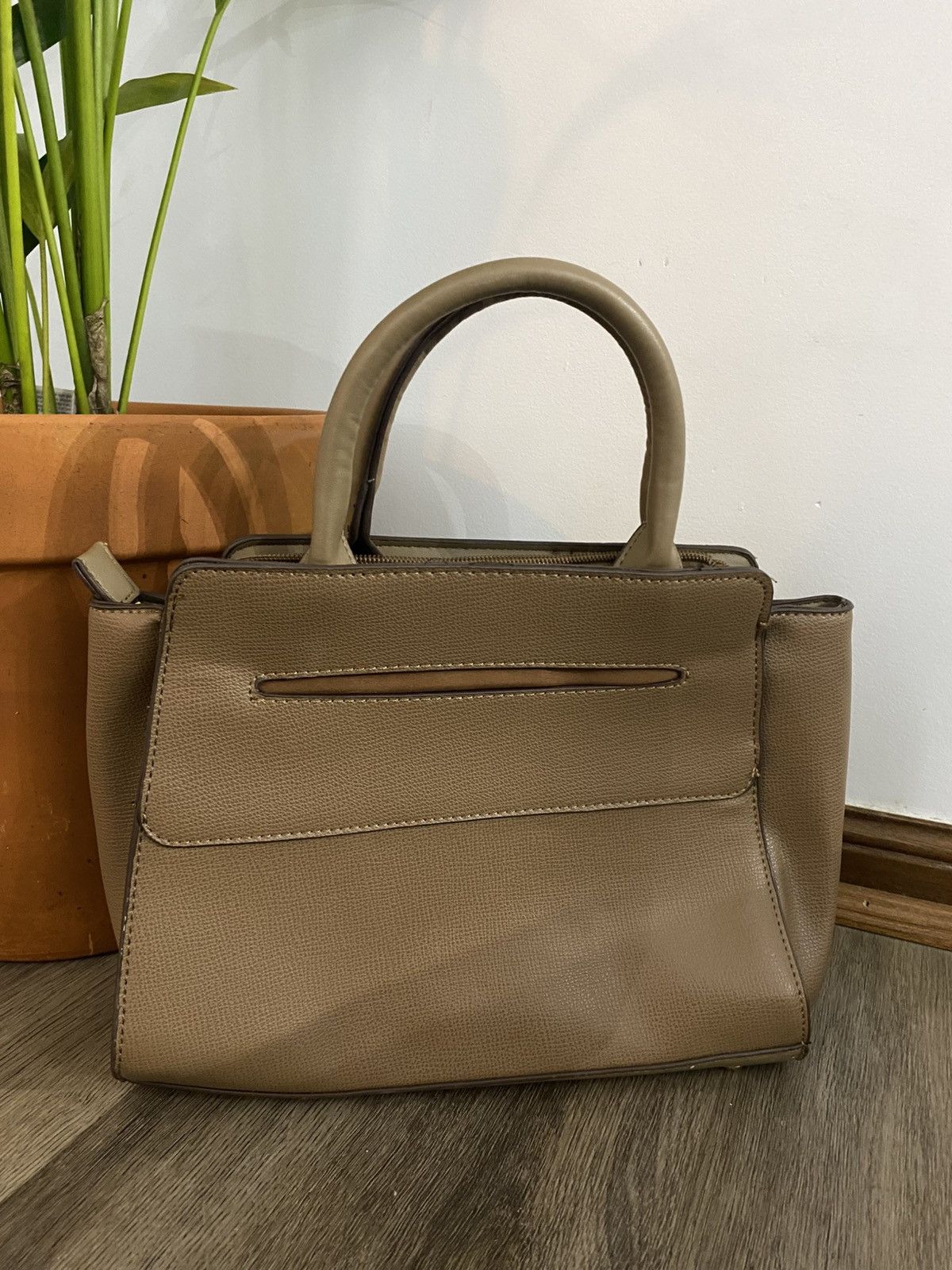 Other Adrienne Vittadini — The Emily Collection Brown Handbag Size ONE SIZE - 3 Thumbnail
